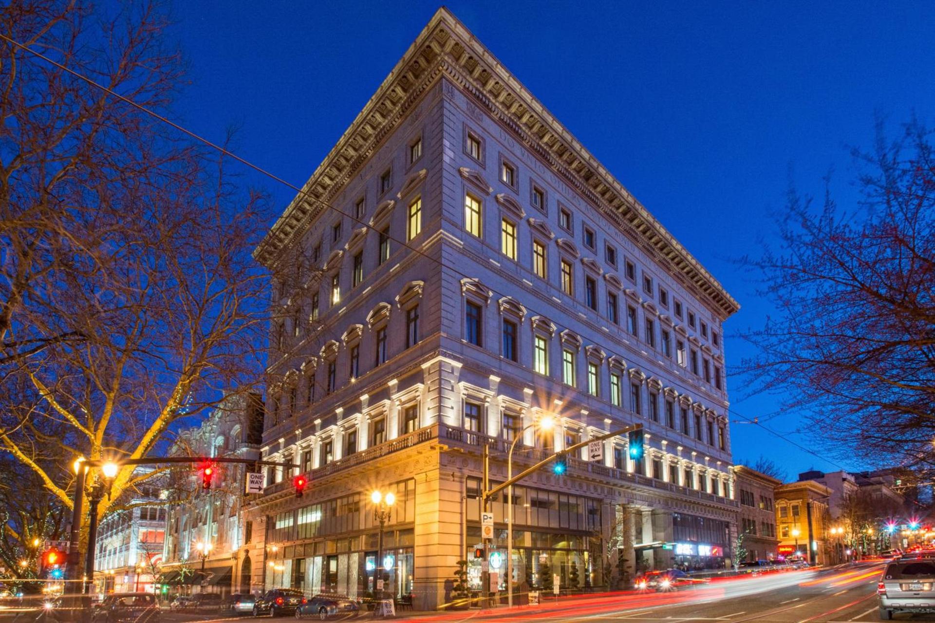 Sentinel Hotel — hotel in Portland