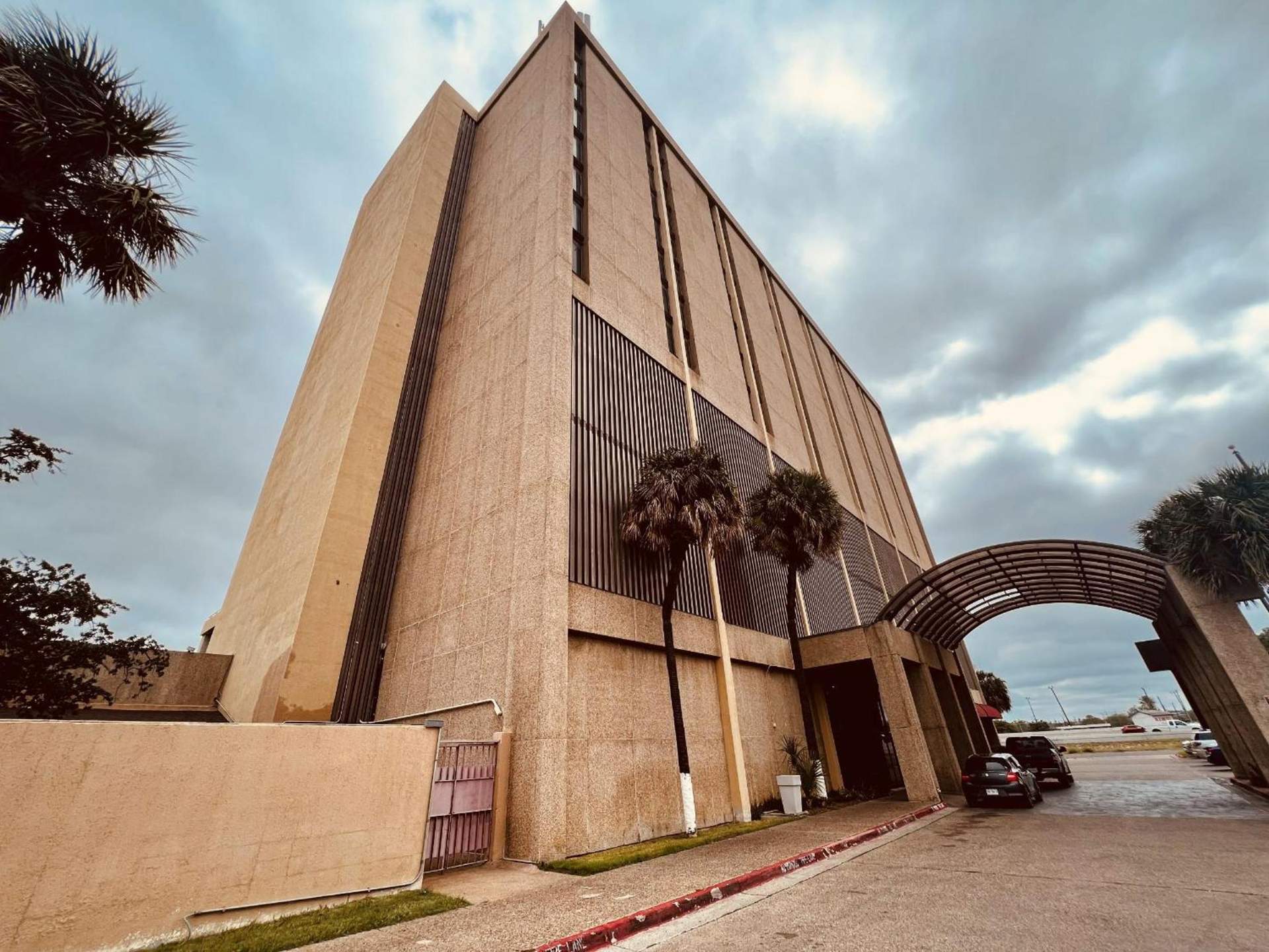 DoubleTree by Hilton Laredo