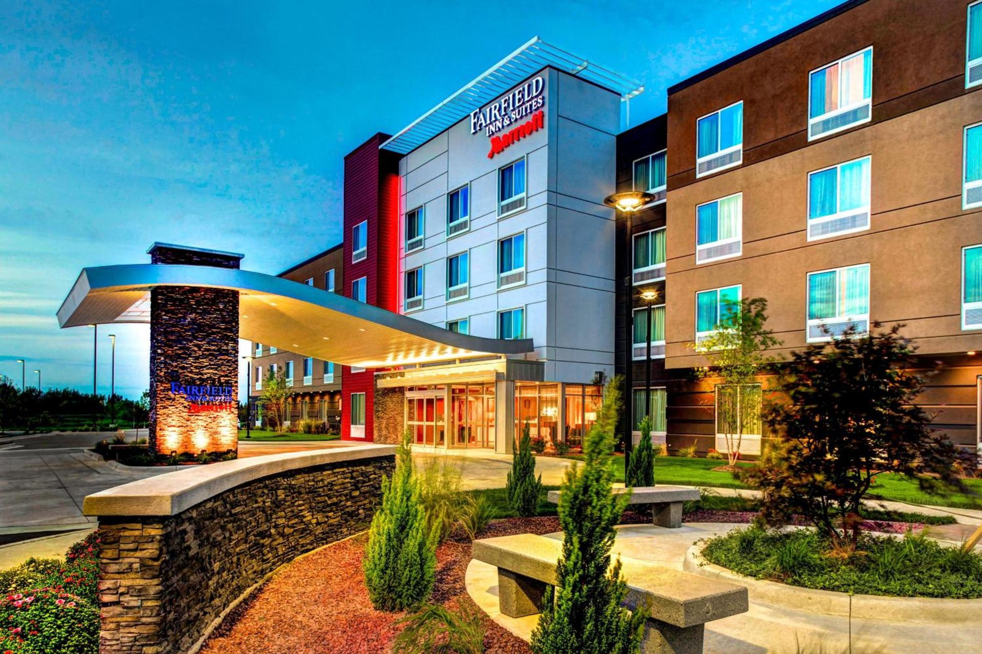 Fairfield Inn & Suites by Marriott Lansing at Eastwood — hotel in Lansing