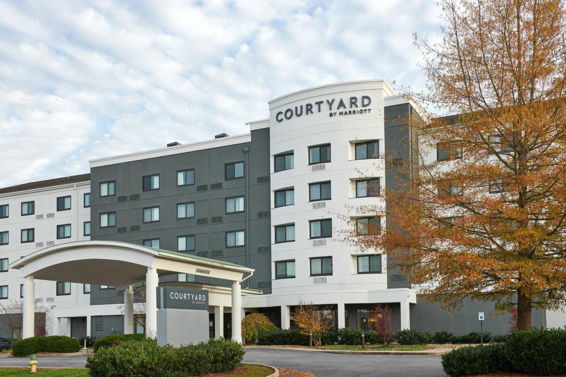 Courtyard Bristol — hotel in Bristol