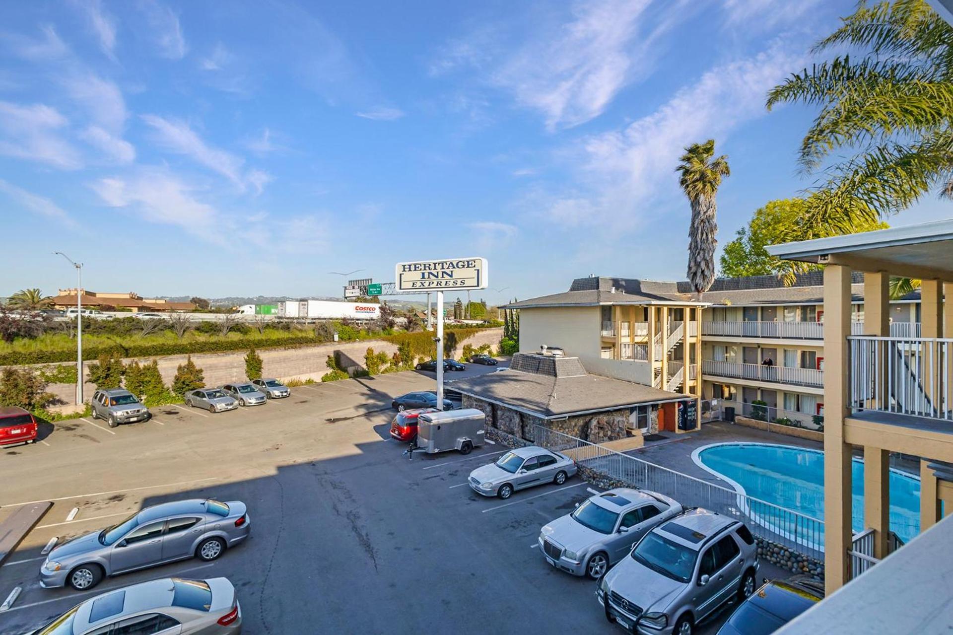 Heritage Inn Express Hayward — hotel in Hayward