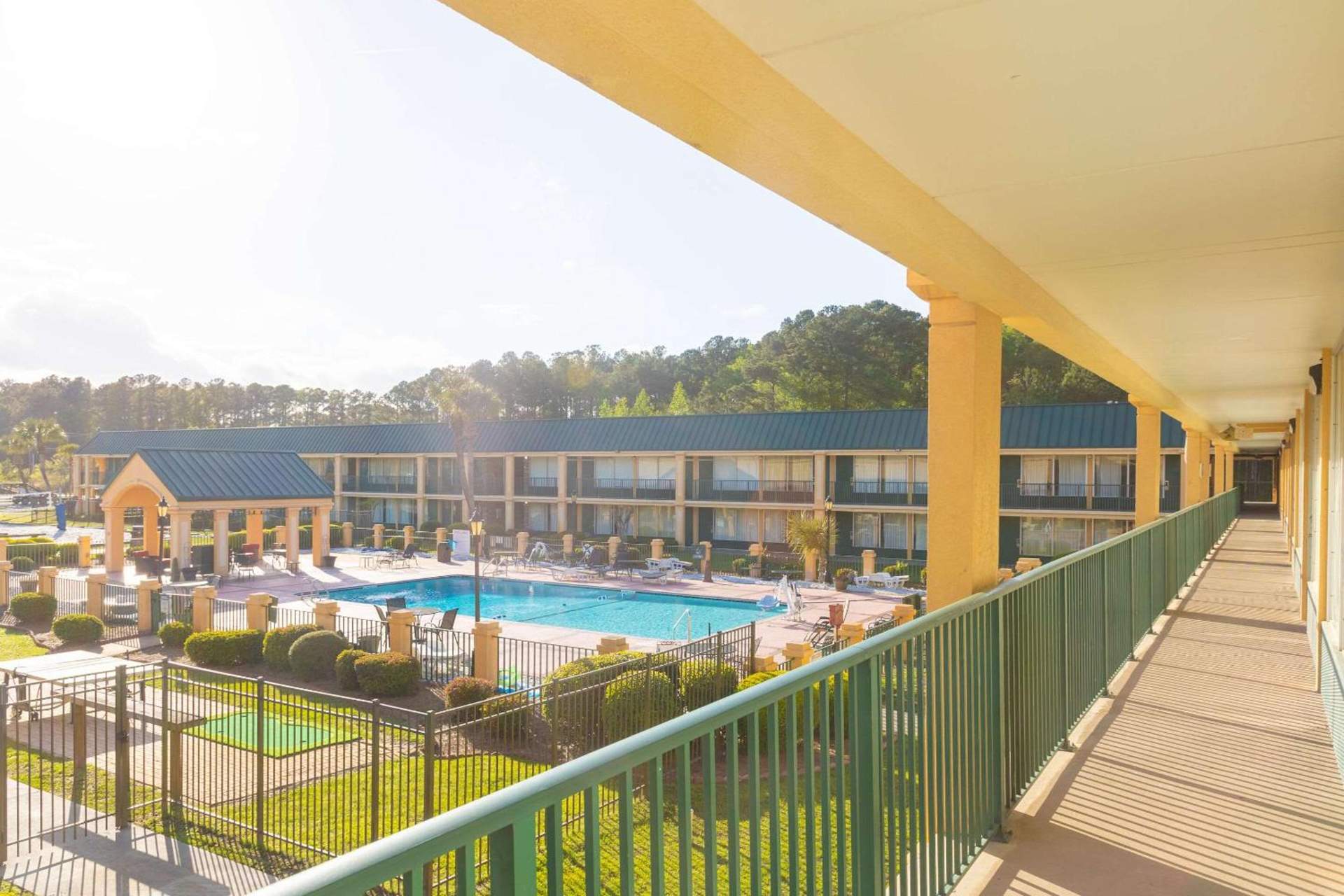 Quality Inn Richmond Hill - Savannah I-95