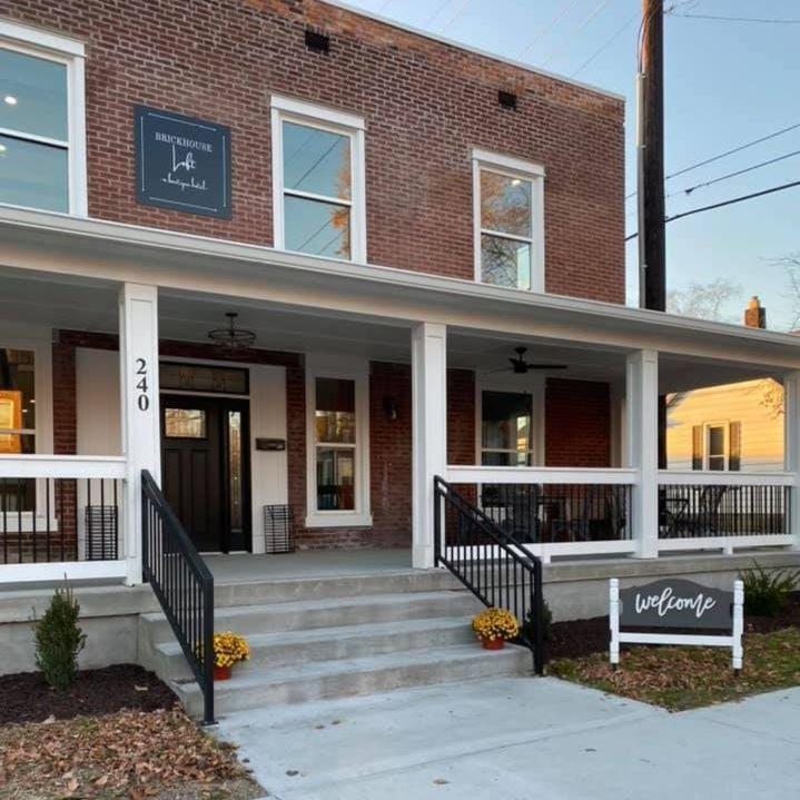 Brickhouse Loft - a boutique hotel — hotel in Martinsville