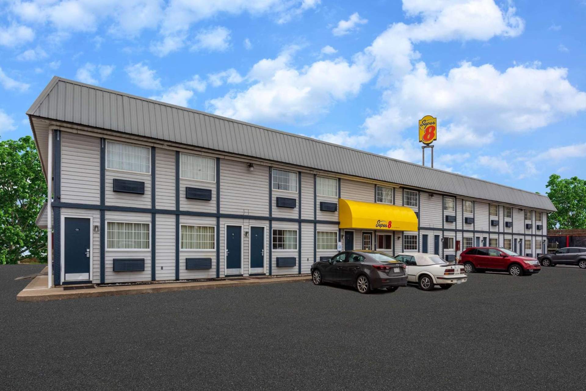 Super 8 by Wyndham Wooster