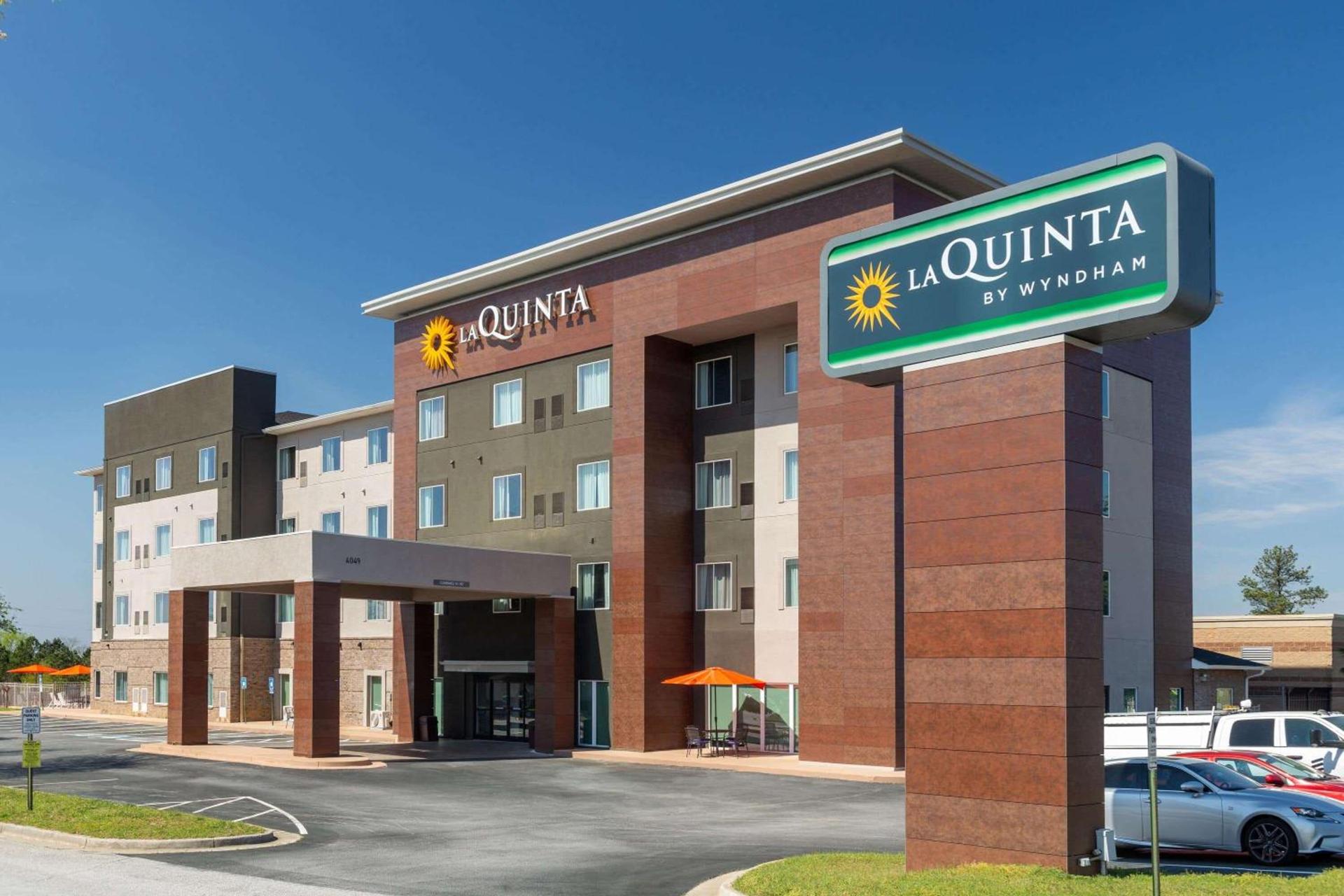 La Quinta Inn & Suites by Wyndham Augusta Fort Eisenhower — hotel in Augusta