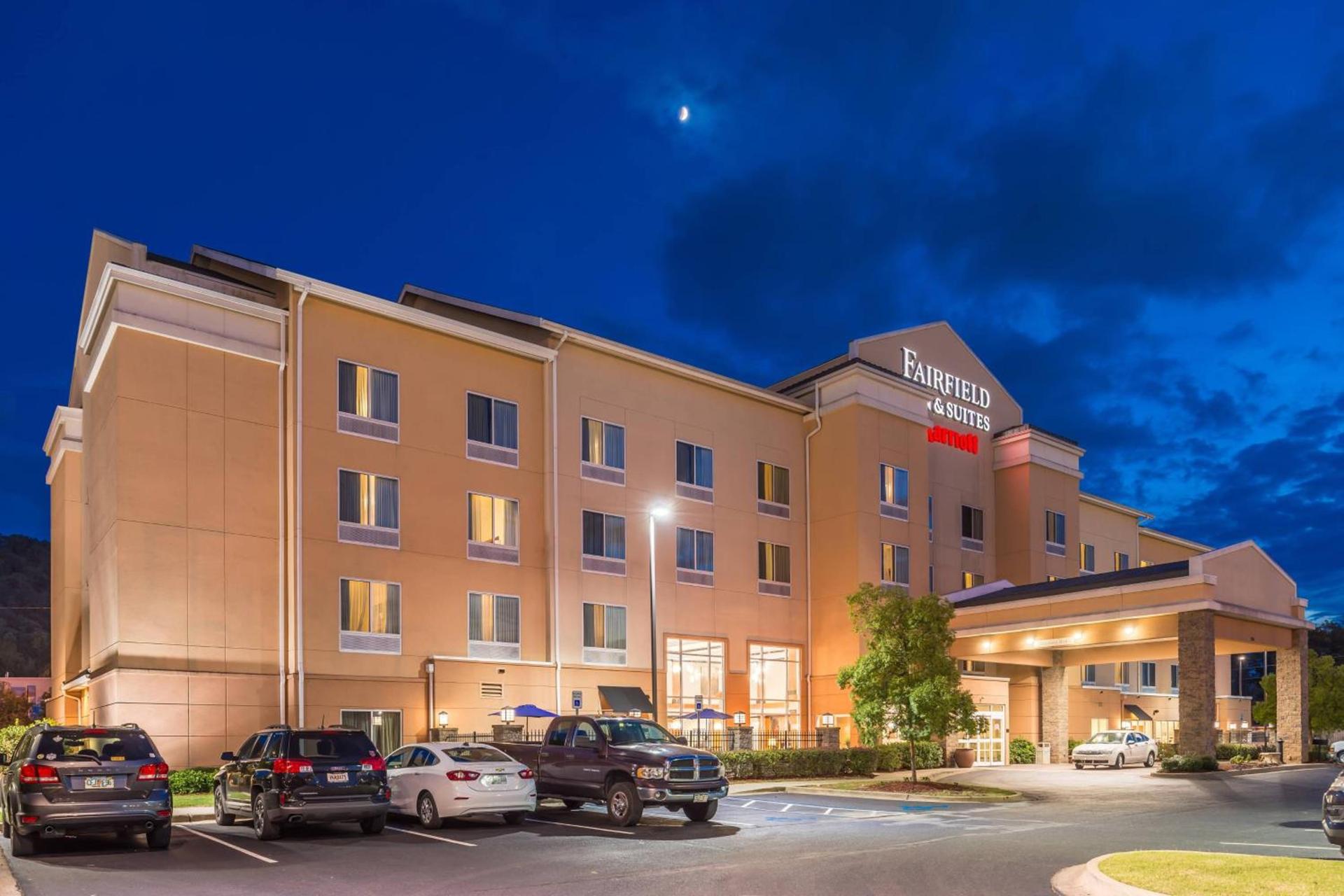 Fairfield Inn and Suites by Marriott Birmingham Pelham/I-65 — hotel in Pelham