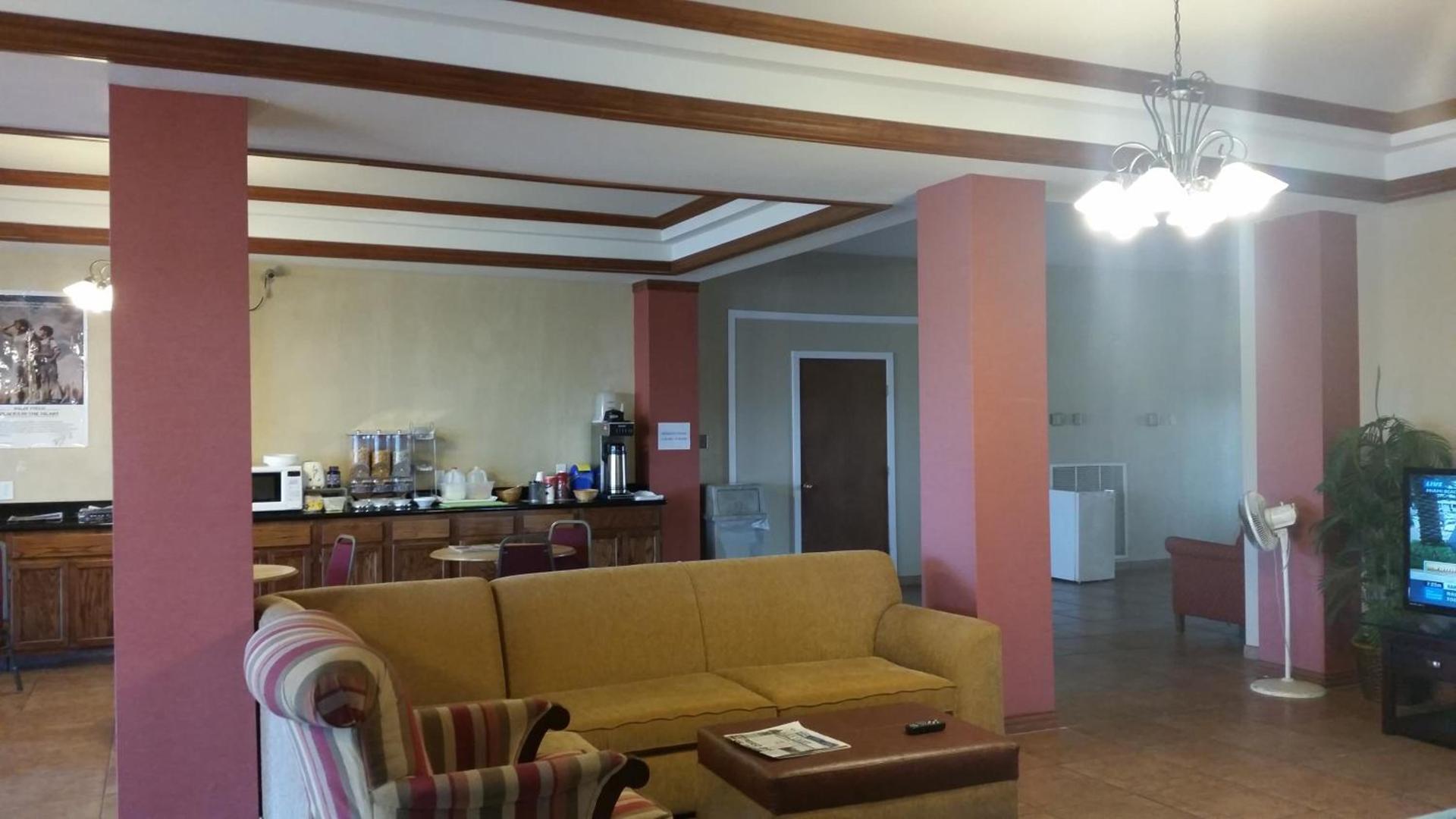 Executive Inn and Suites Waxahachie — hotel in Waxahachie