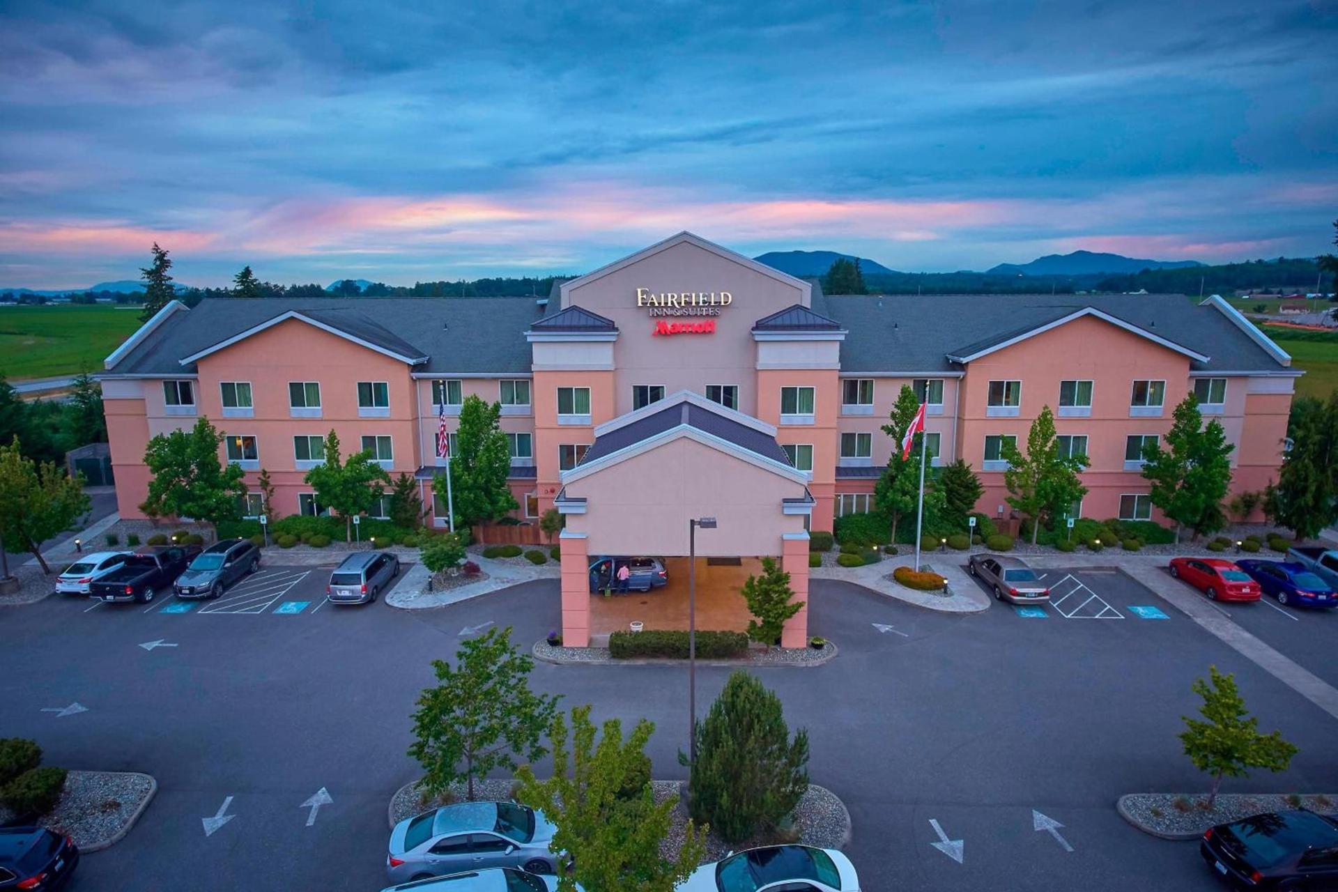 Fairfield Inn & Suites Burlington — hotel in Burlington