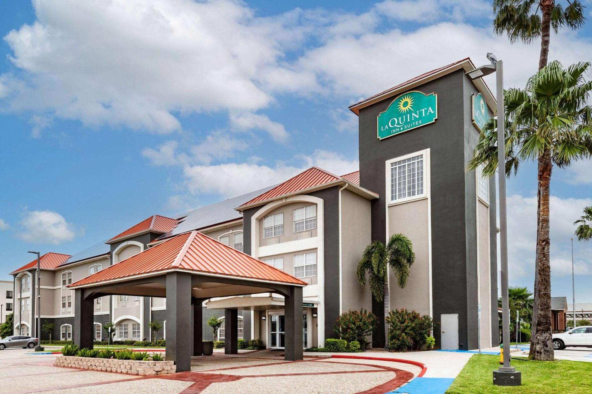 La Quinta Inn & Suites by Wyndham Pharr RGV Medical Center — hotel in Pharr