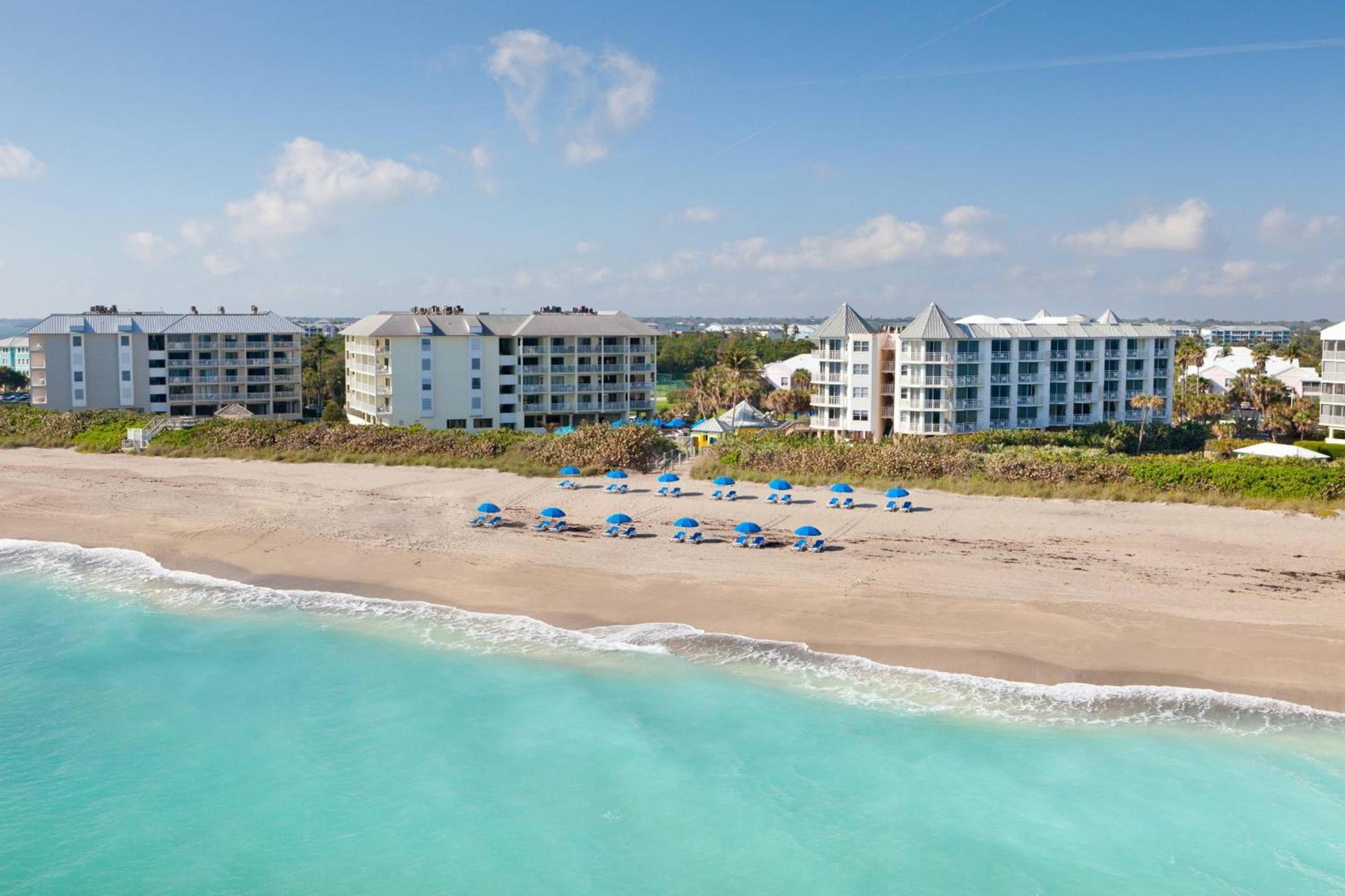 Marriott Hutchinson Island Resort & Beach Villas, Golf & Marina — hotel in Stuart