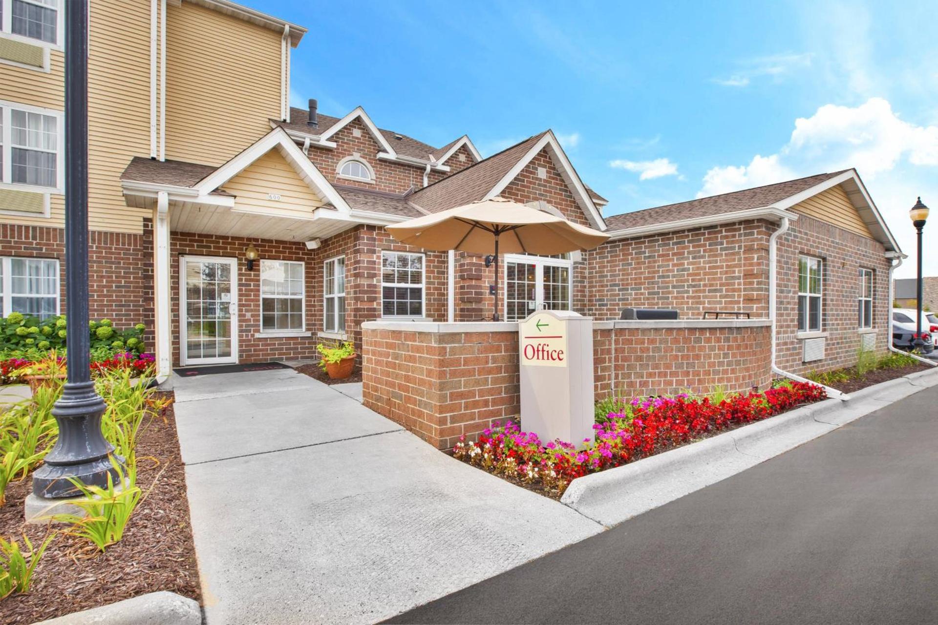 TownePlace Suites by Marriott Brookfield — hotel in Brookfield