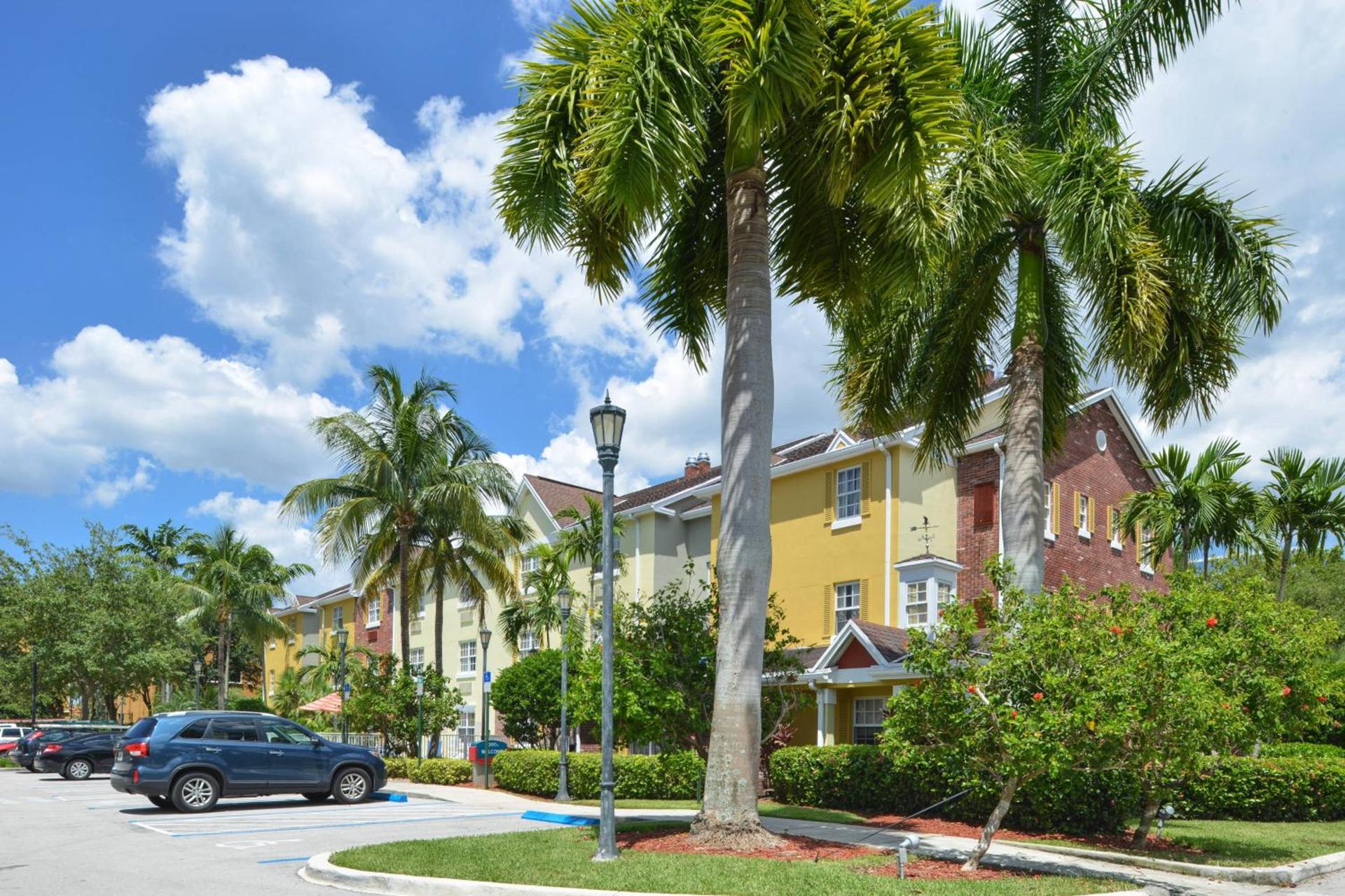 Candlewood Suites Miami Lakes by IHG — hotel in Miami Lakes