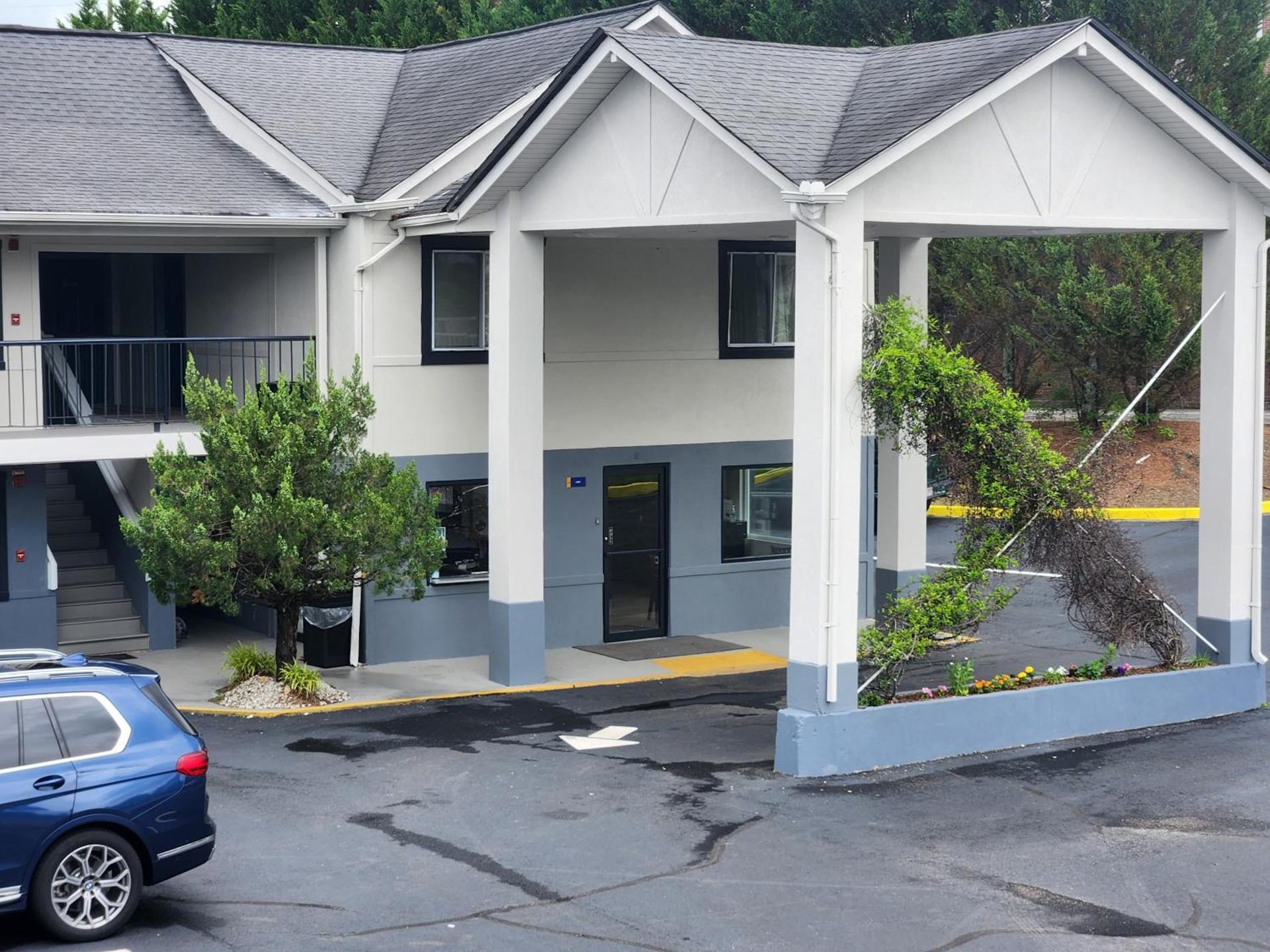 Days Inn by Wyndham Dahlonega University Area — hotel in Dahlonega