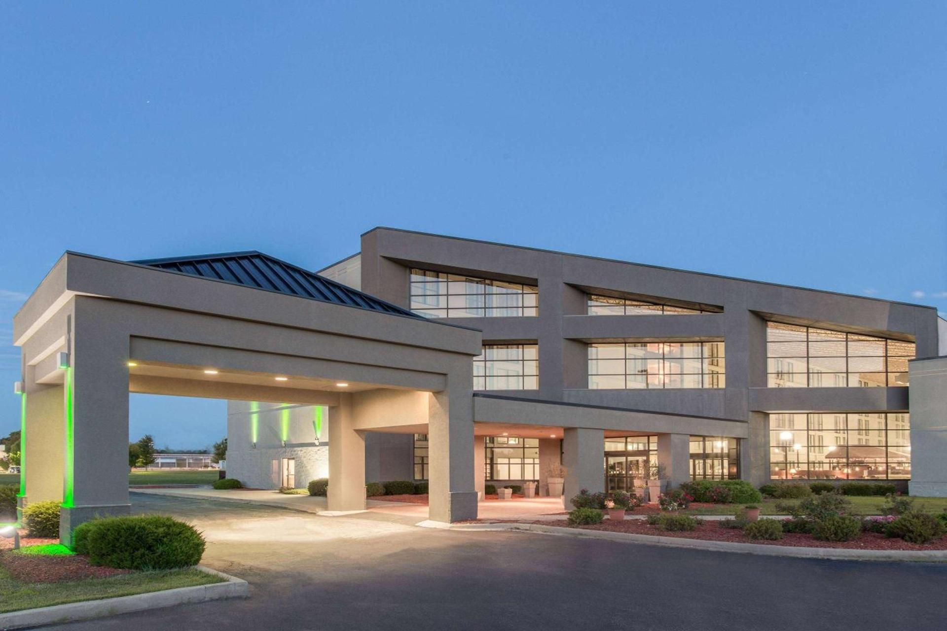 Wyndham Garden Conference Center Champaign - Urbana — hotel in Champaign