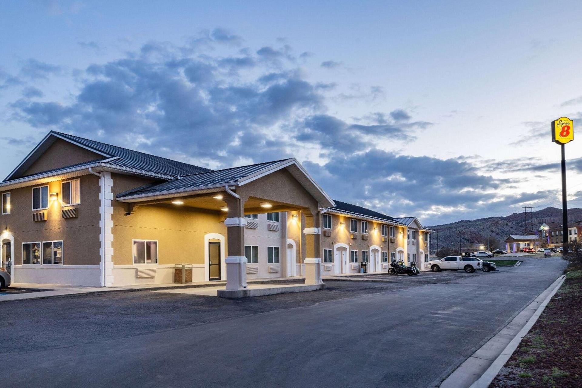 Super 8 by Wyndham Richfield UT — hotel in Richfield