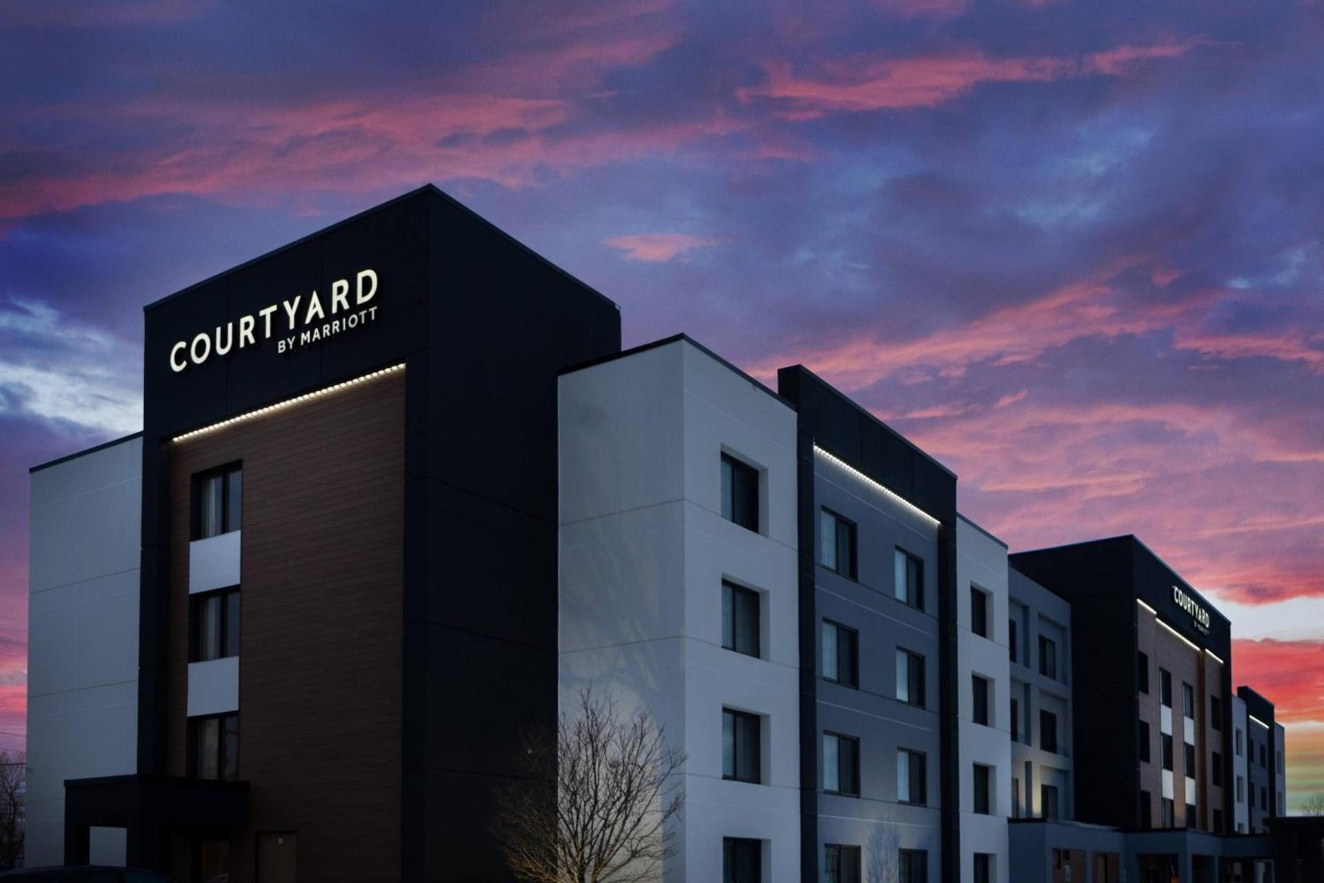 Courtyard by Marriott Buffalo Amherst/University — hotel in Amherst