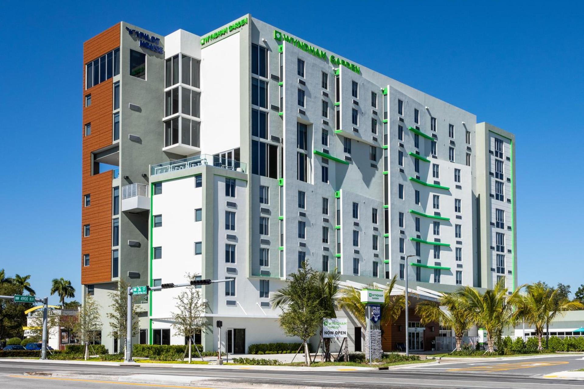 Wyndham Garden Miami International Airport — hotel in Miami