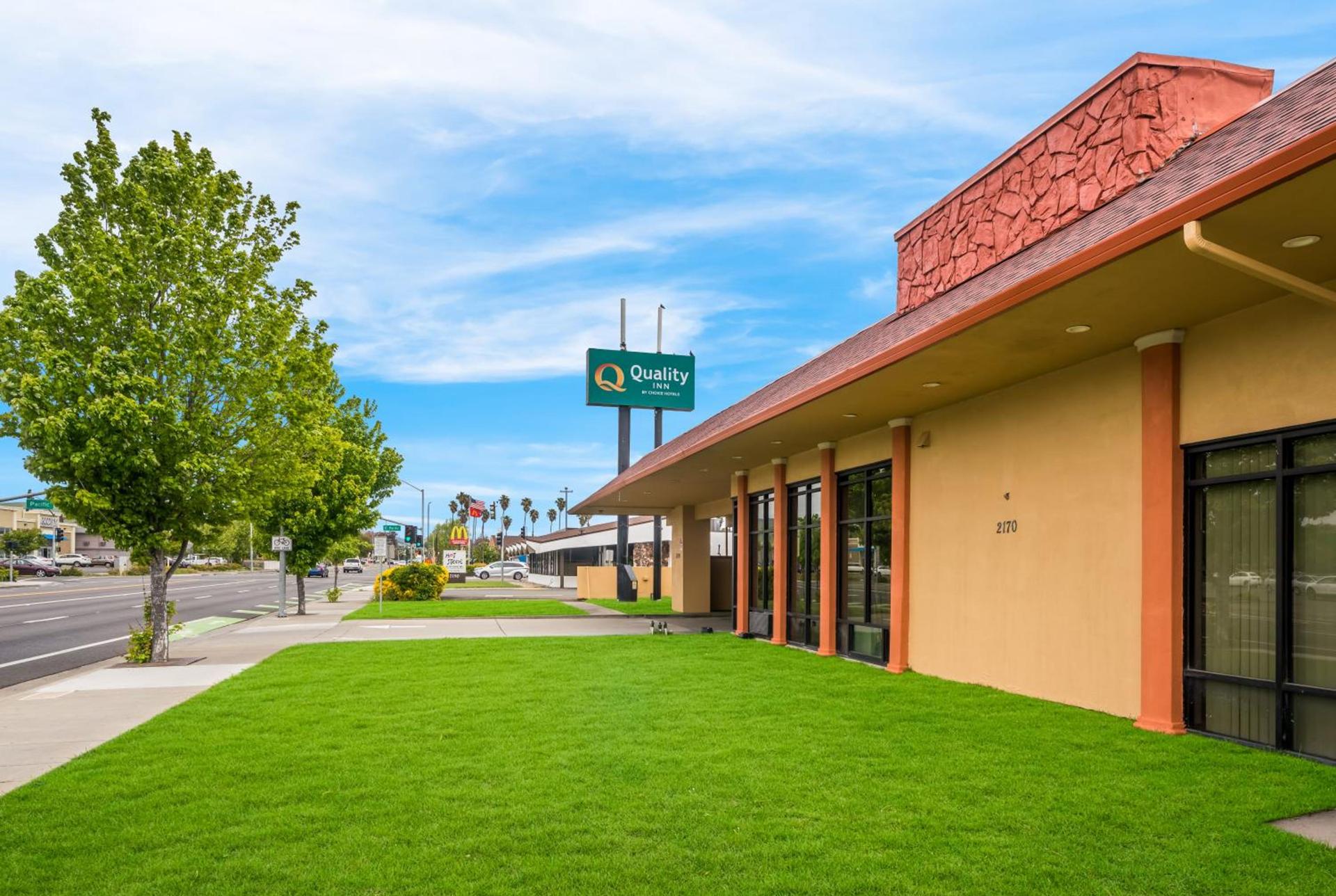 Quality Inn Fairfield Napa Valley Area — hotel in Fairfield