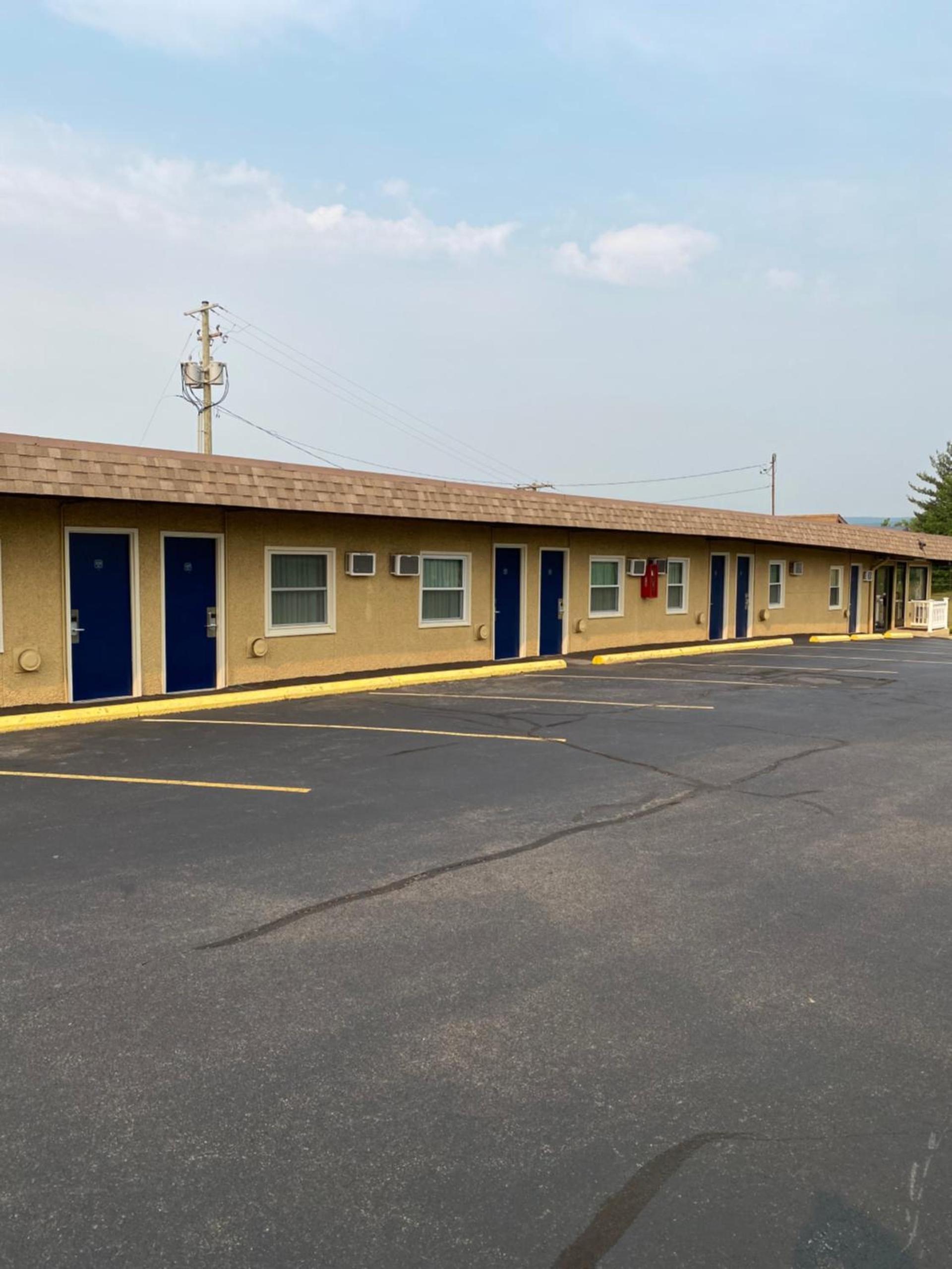 Dunmore Inn — hotel in Dunmore