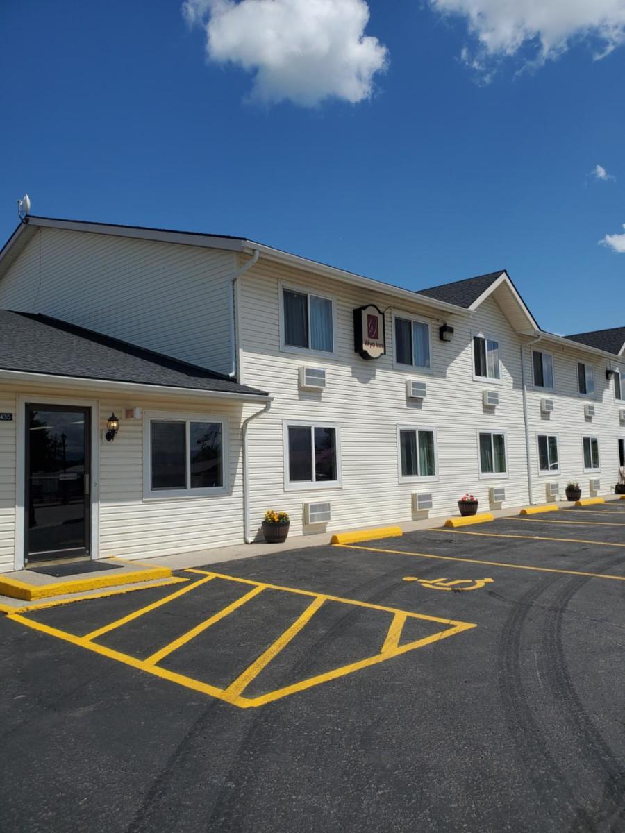 Wyo Inn — hotel in Sheridan