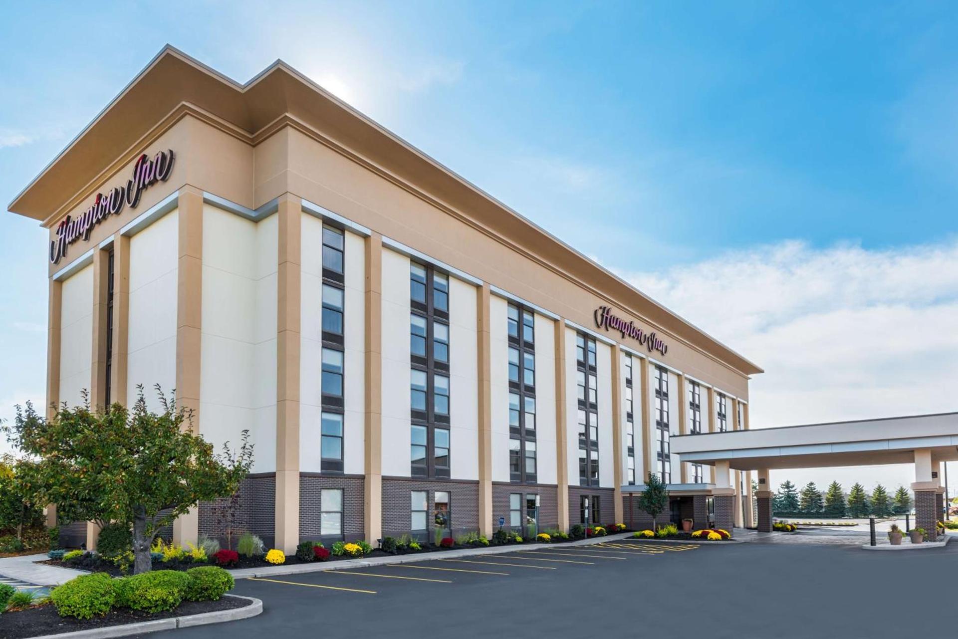 Hampton Inn Buffalo-Airport Galleria Mall — hotel in Cheektowaga