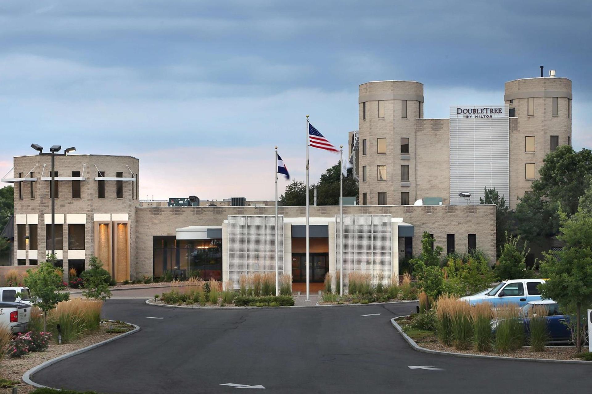 DoubleTree by Hilton Hotel Denver - Thornton — hotel in Thornton