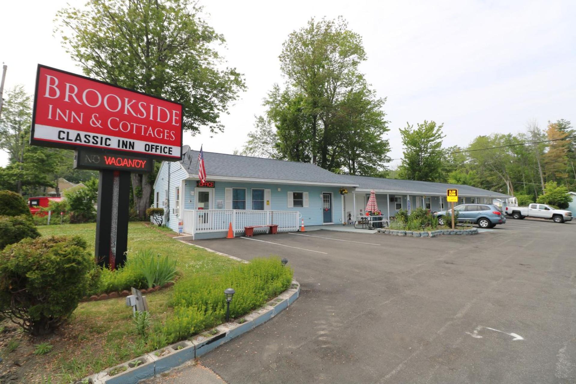 Brookside Inn & Cottages — hotel in Saco
