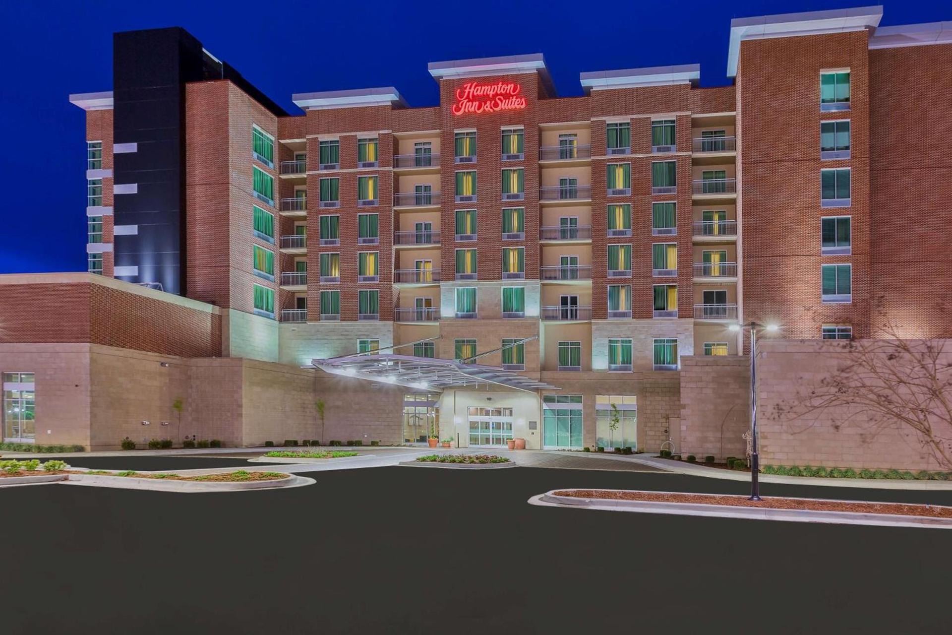 Hampton Inn & Suites Owensboro Downtown Waterfront — hotel in Owensboro