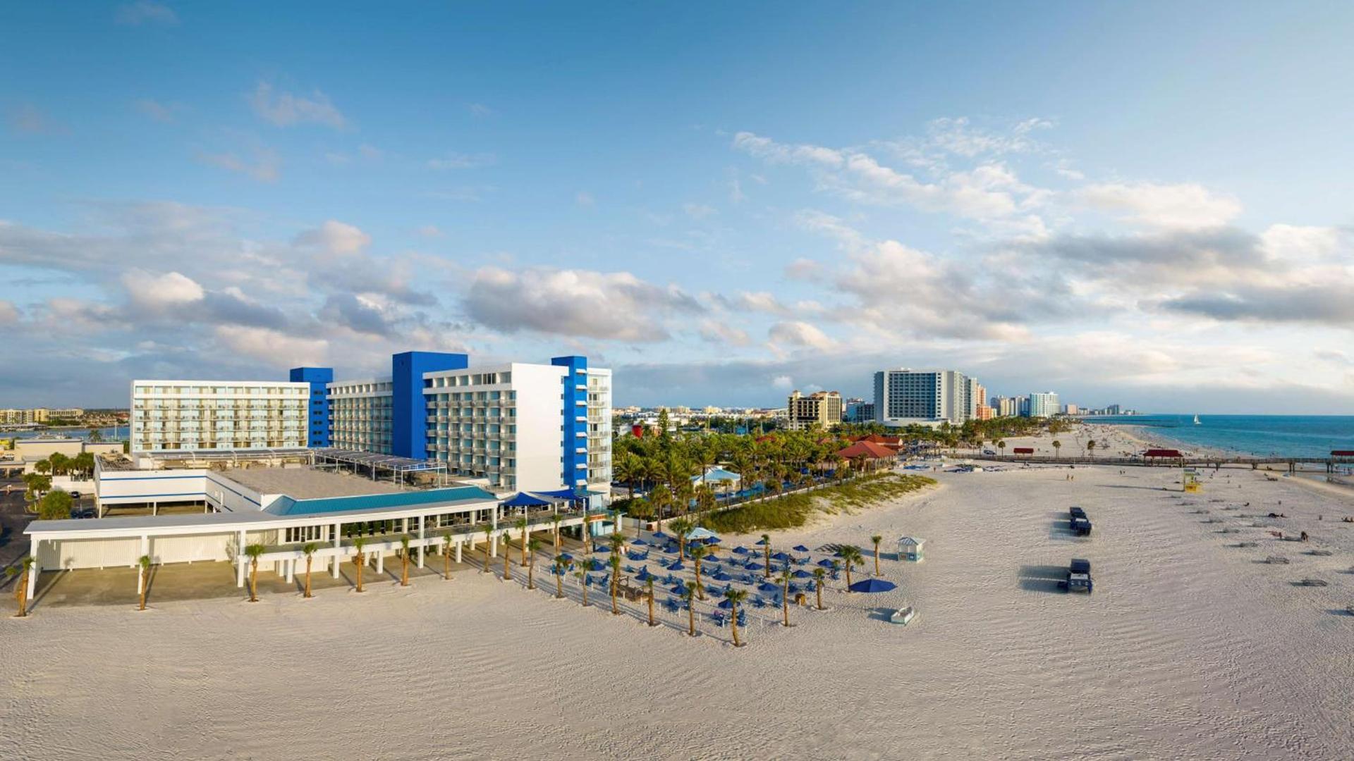 Hilton Clearwater Beach Resort & Spa — hotel in Clearwater Beach