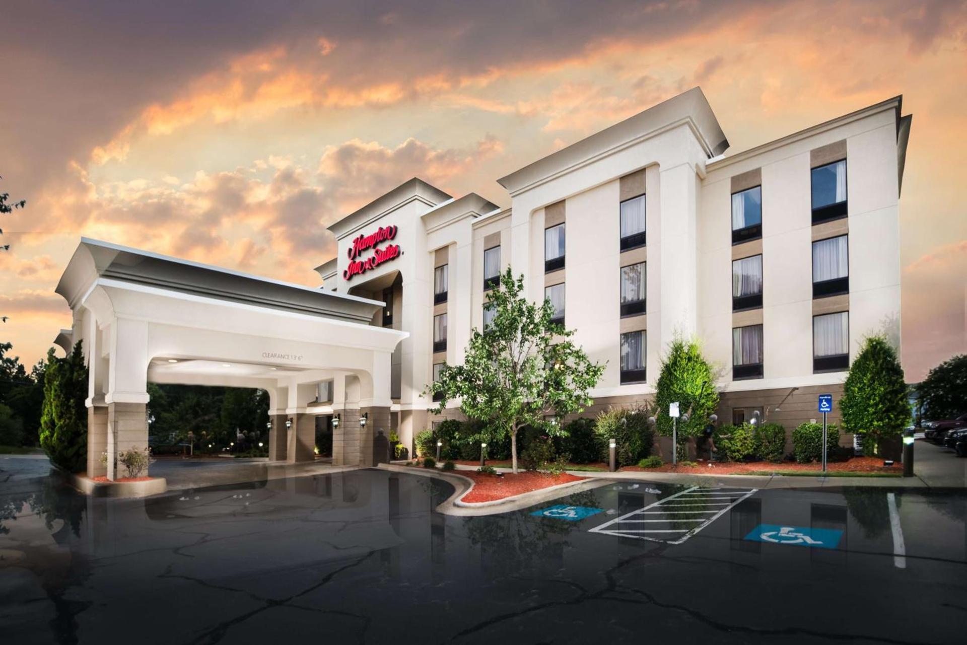 Hampton Inn & Suites Wilson I-95 — hotel in Wilson