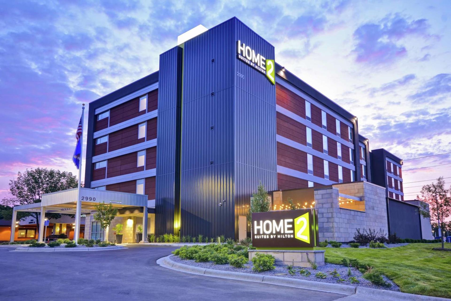Home2 Suites By Hilton Plymouth Minneapolis — hotel in Plymouth