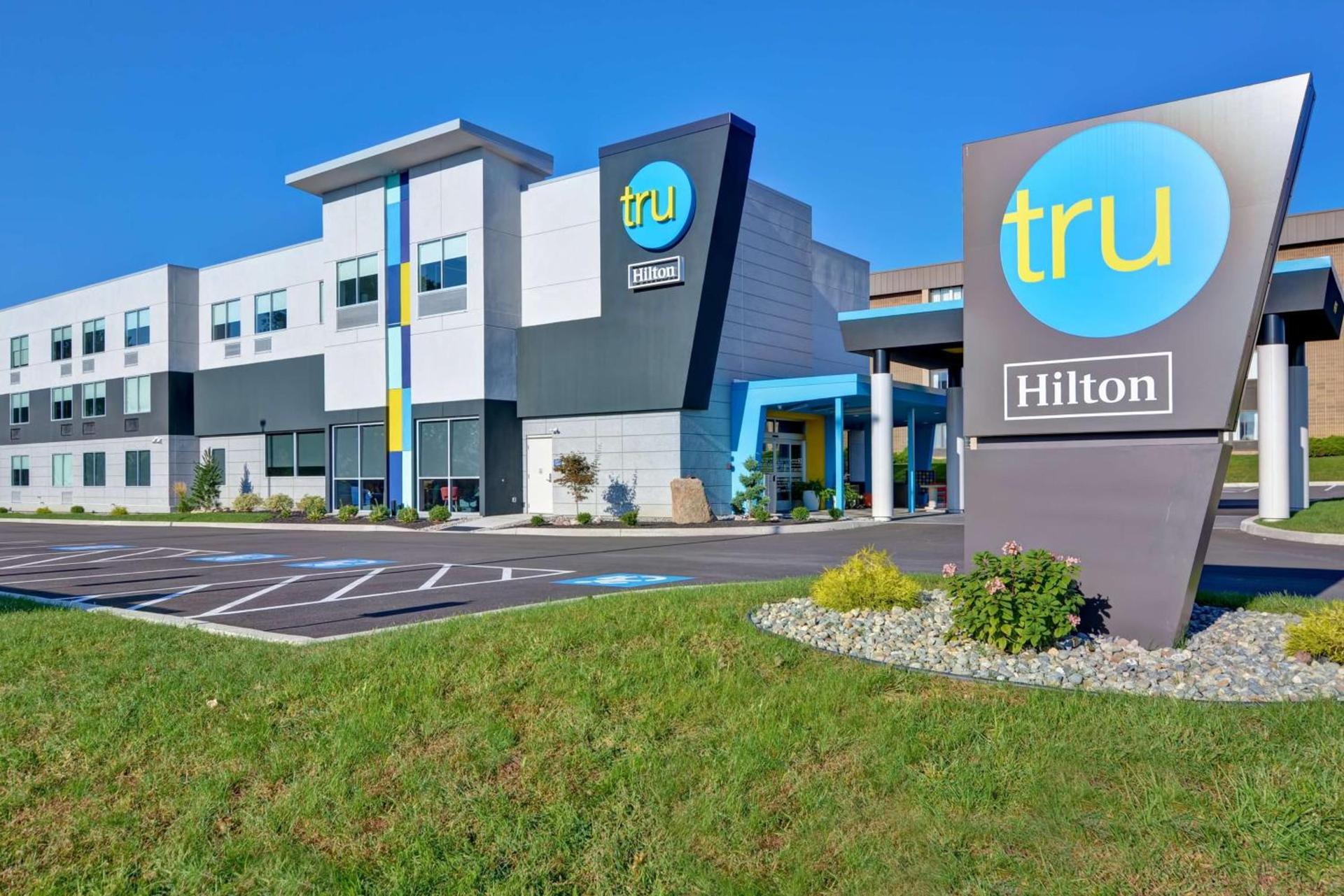 Tru by Hilton Syracuse North Airport Area — hotel in Liverpool