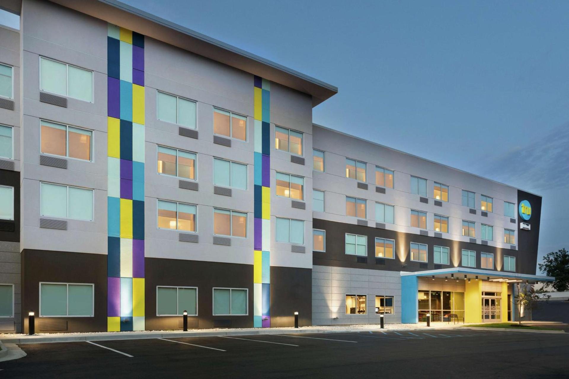 Tru By Hilton Harbison Columbia — hotel in Columbia