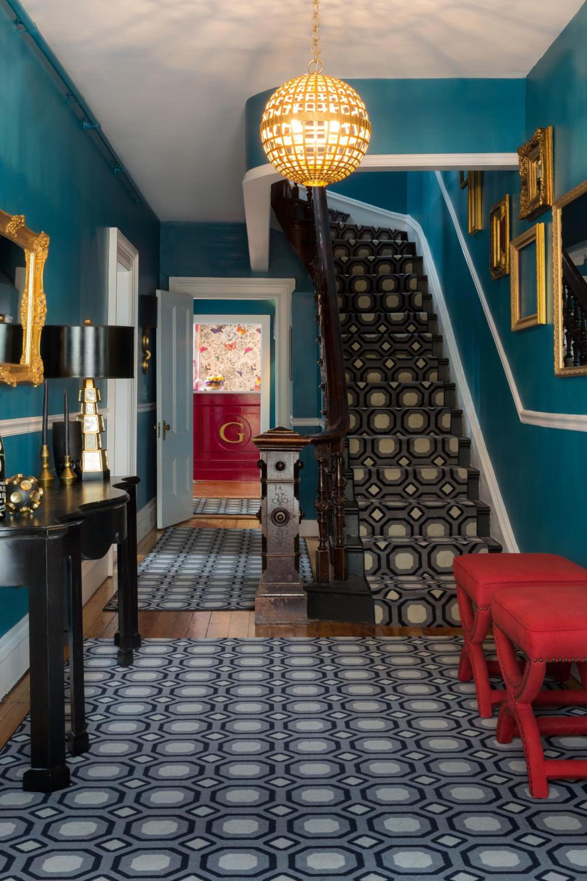 Gilded — hotel in Newport