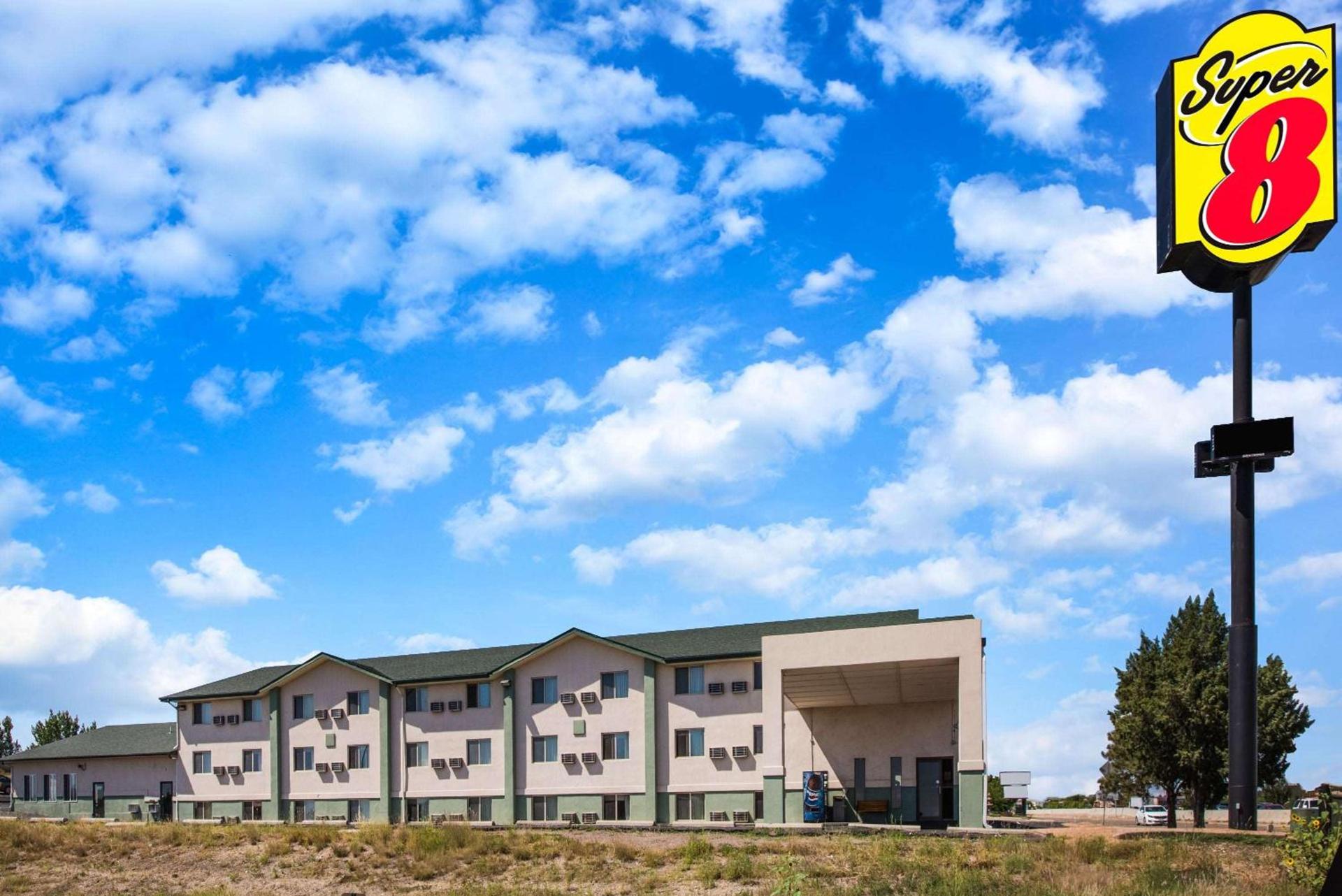 Super 8 by Wyndham Pueblo — hotel in Pueblo