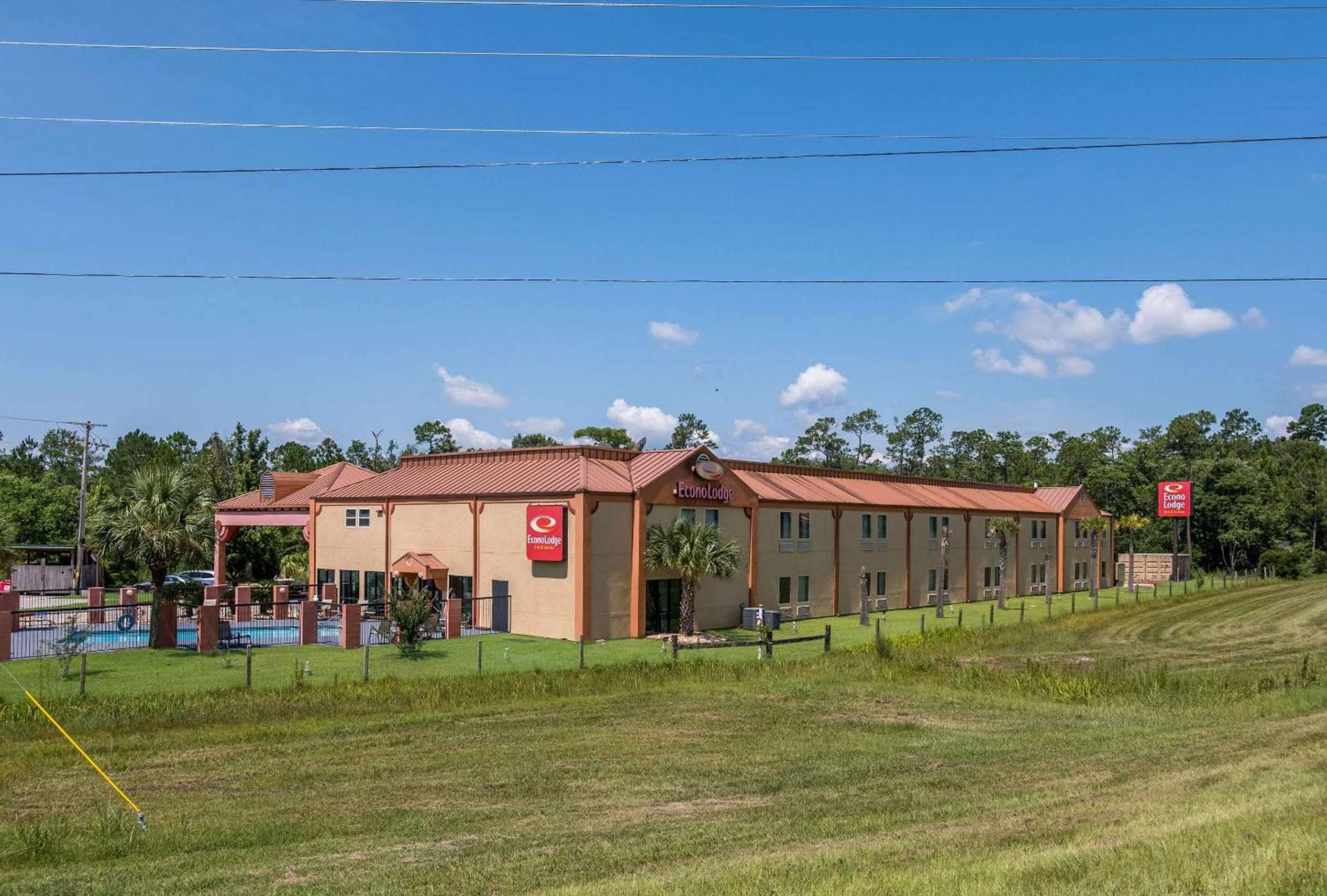 Econo Lodge Inn & Suites Diamondhead