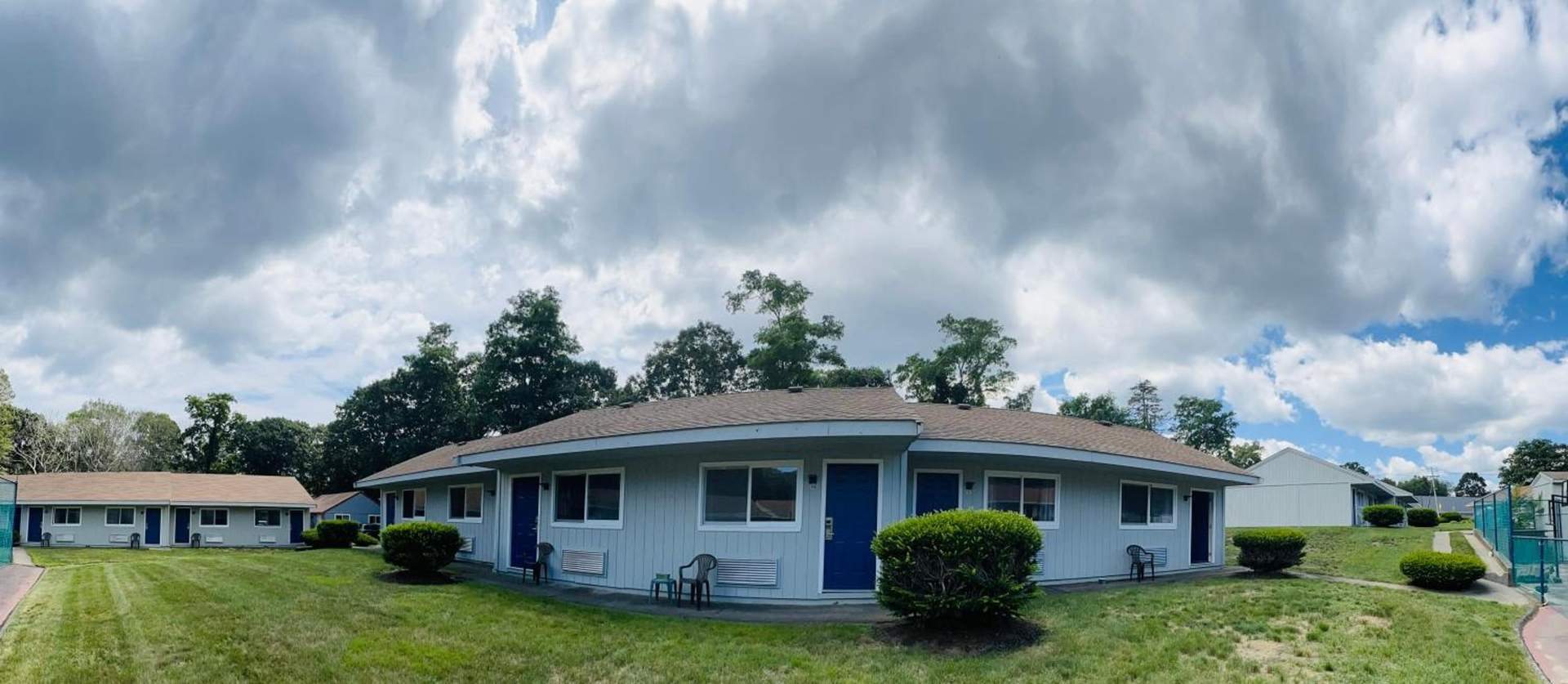 Captain's Lodge Motel