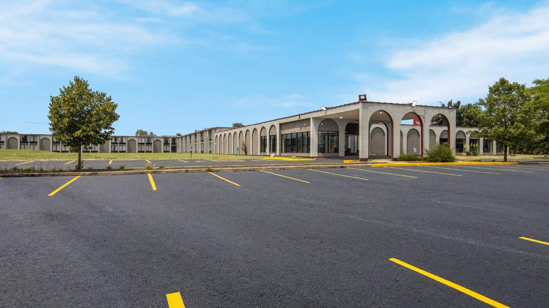 Red Roof Inn & Conference Center Chicago - Aurora Fox Valley