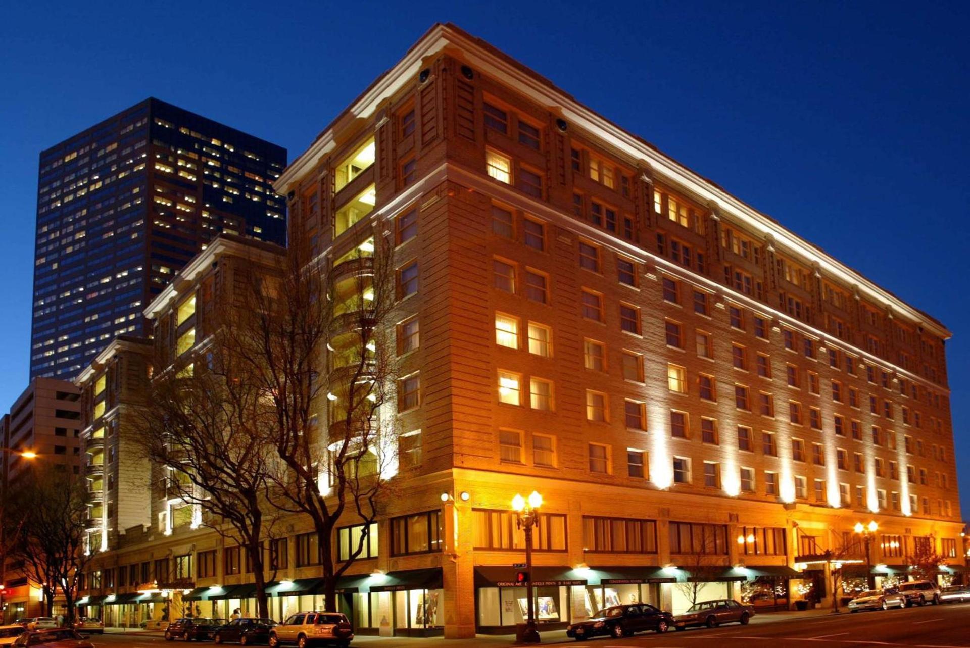 Embassy Suites by Hilton Portland Downtown — hotel in Portland