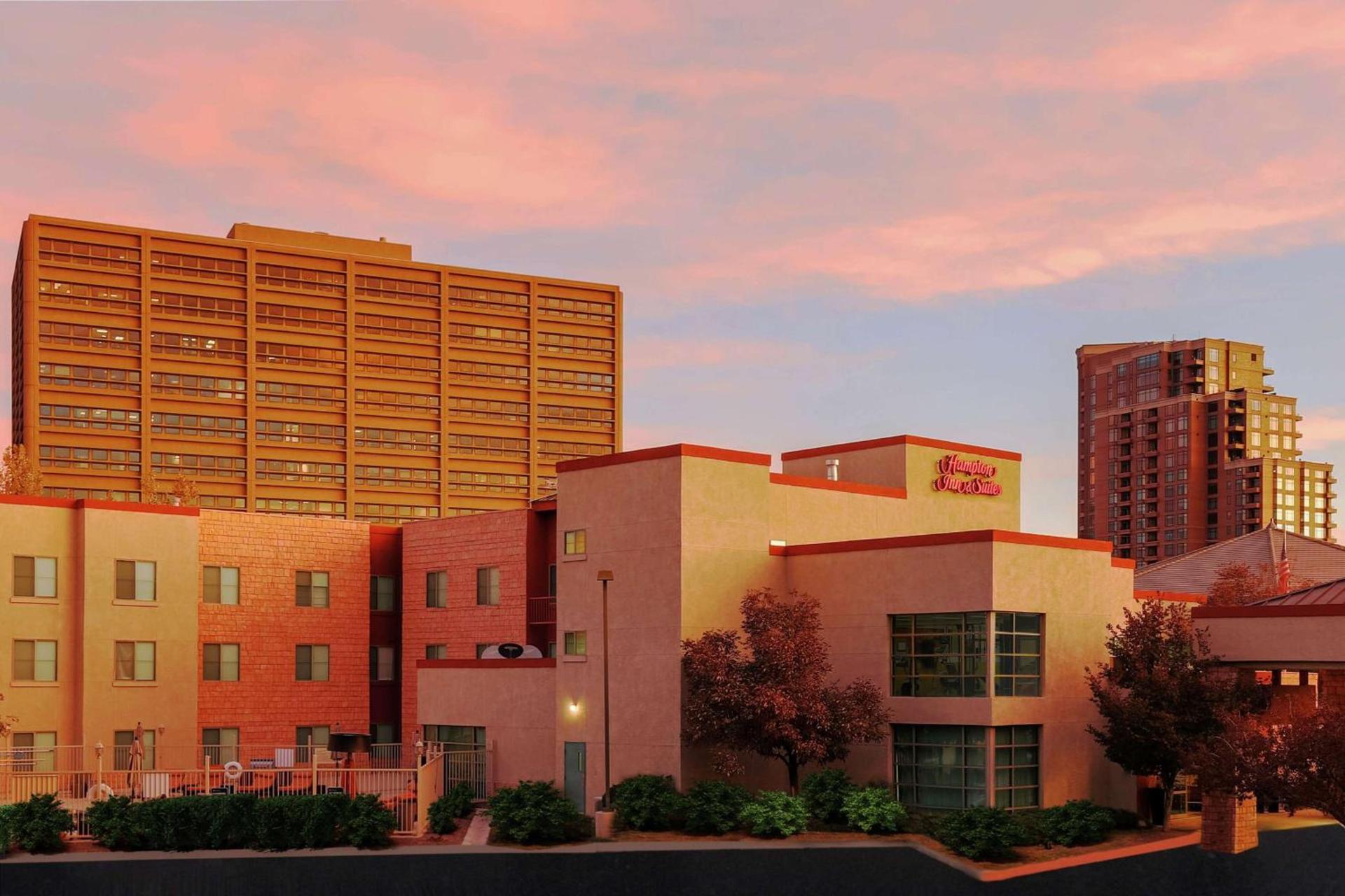 Hampton Inn & Suites Denver Tech Center — hotel in Centennial