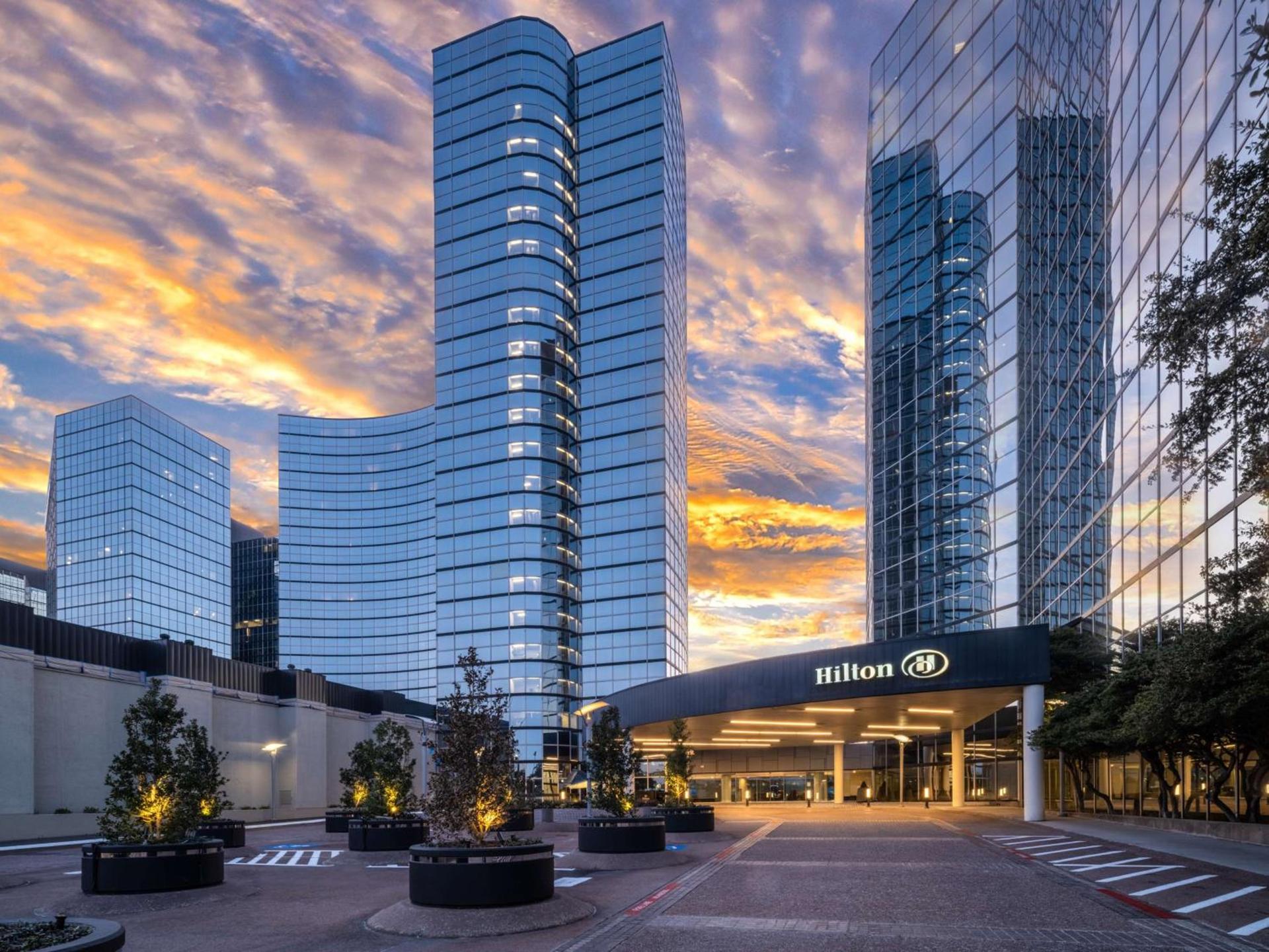 Hilton Dallas Lincoln Centre by the Galleria — hotel in Dallas