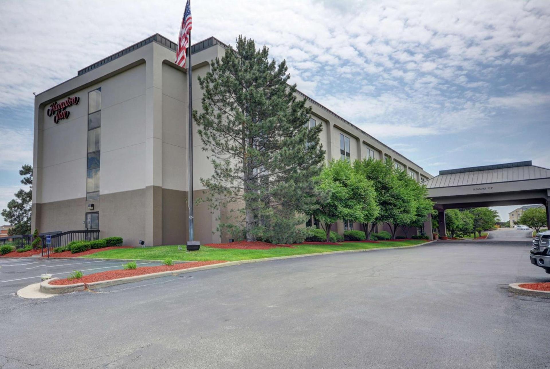 Hampton Inn by Hilton Indianapolis-South — hotel in Southport