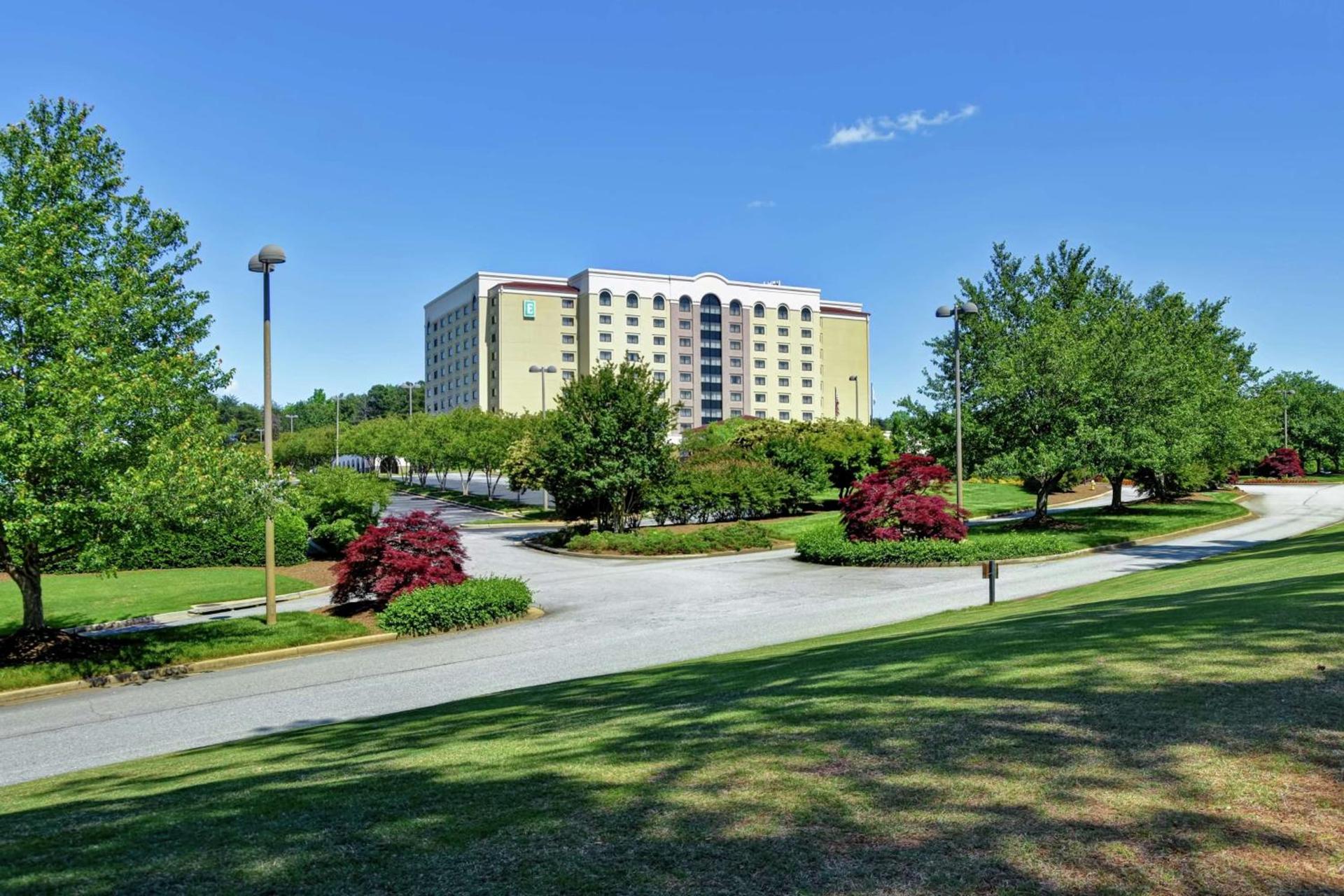 Embassy Suites Greenville Golf Resort & Conference Center — hotel in Greenville