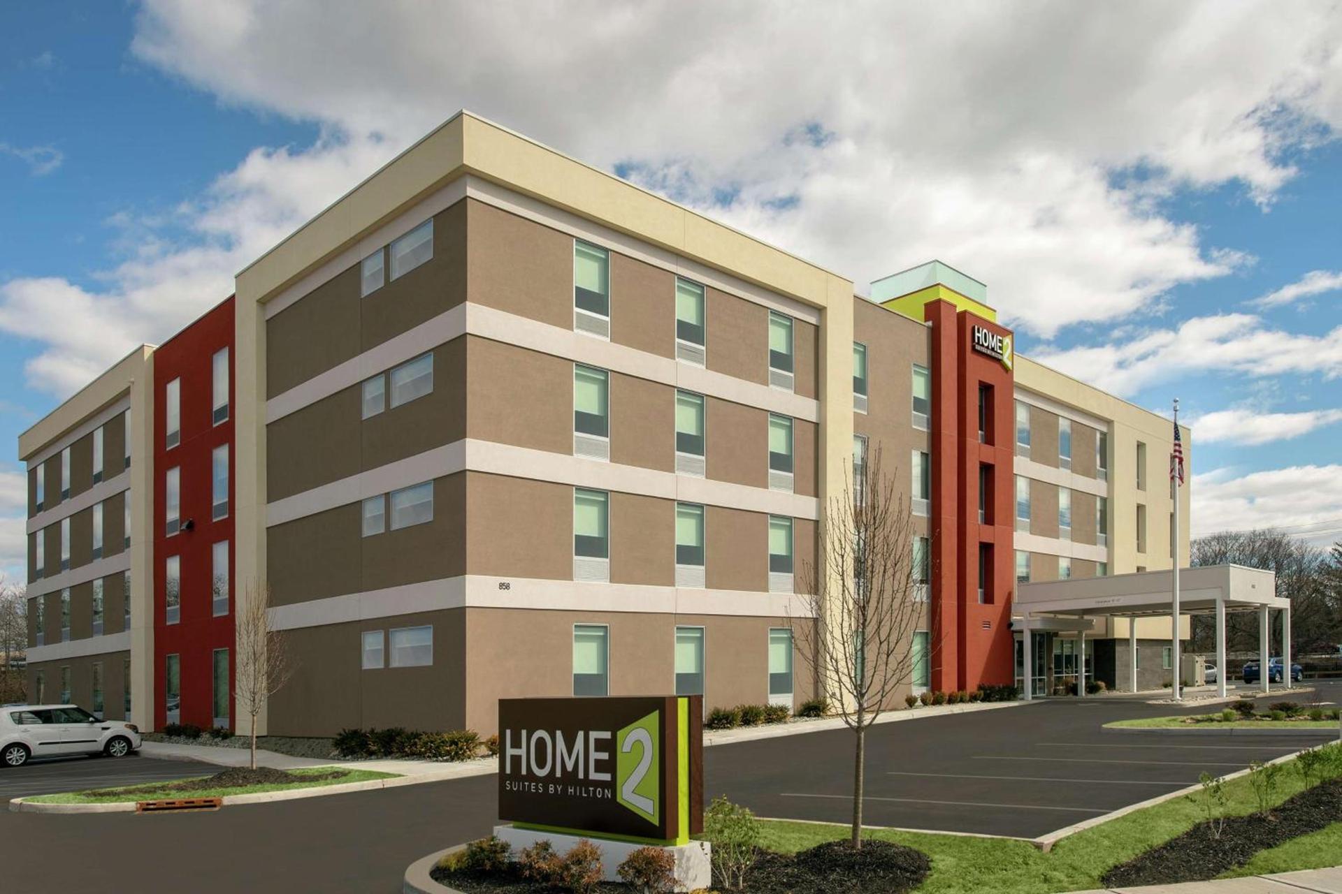 Home2 Suites By Hilton Edison — hotel in Edison