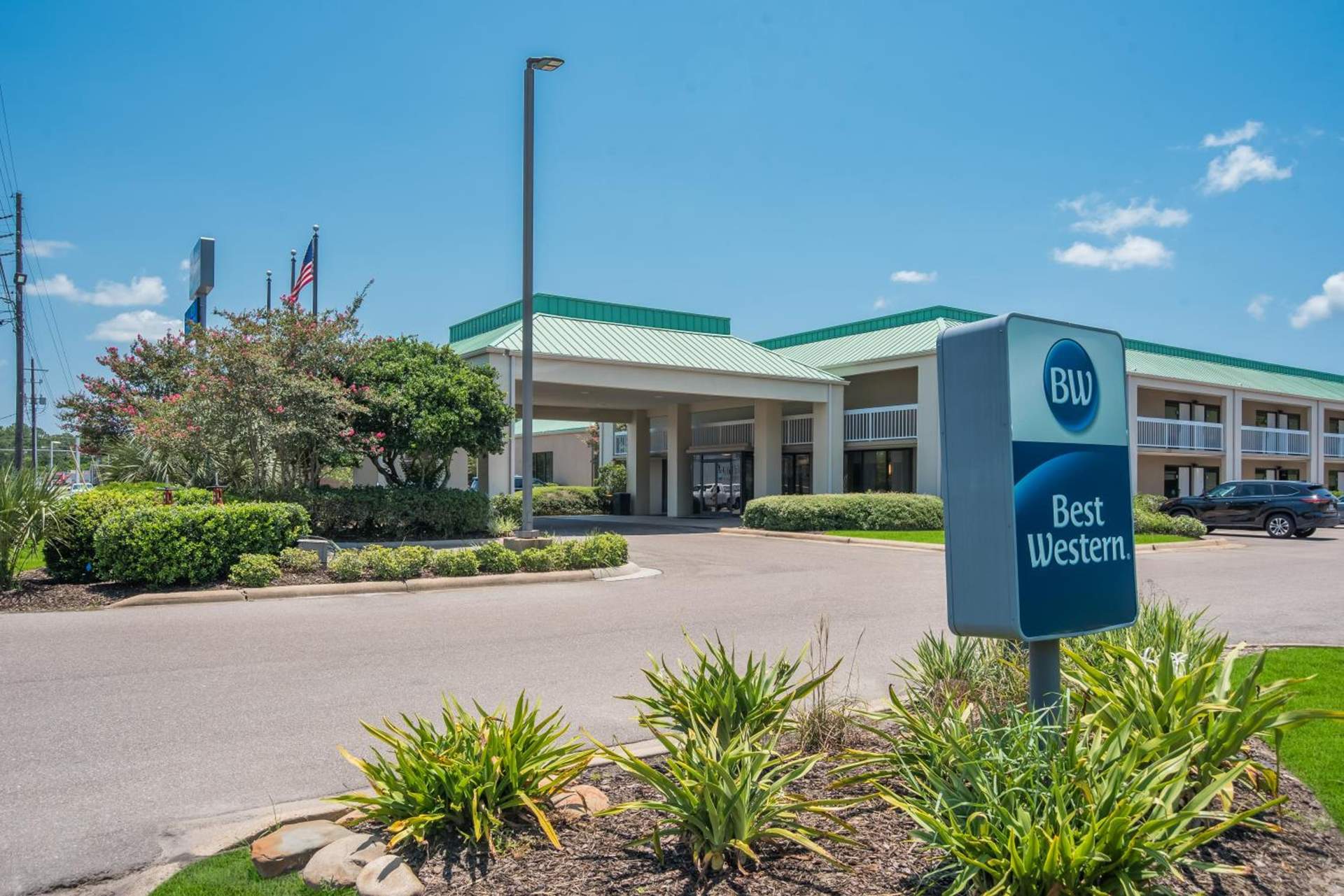 Best Western Flagship Inn