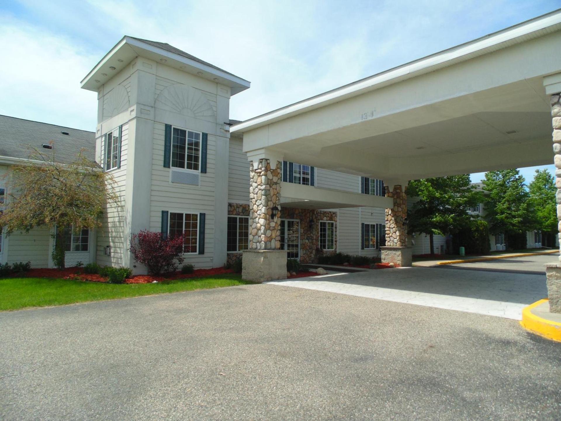 American Inn and Suites Houghton Lake — hotel in Houghton Lake