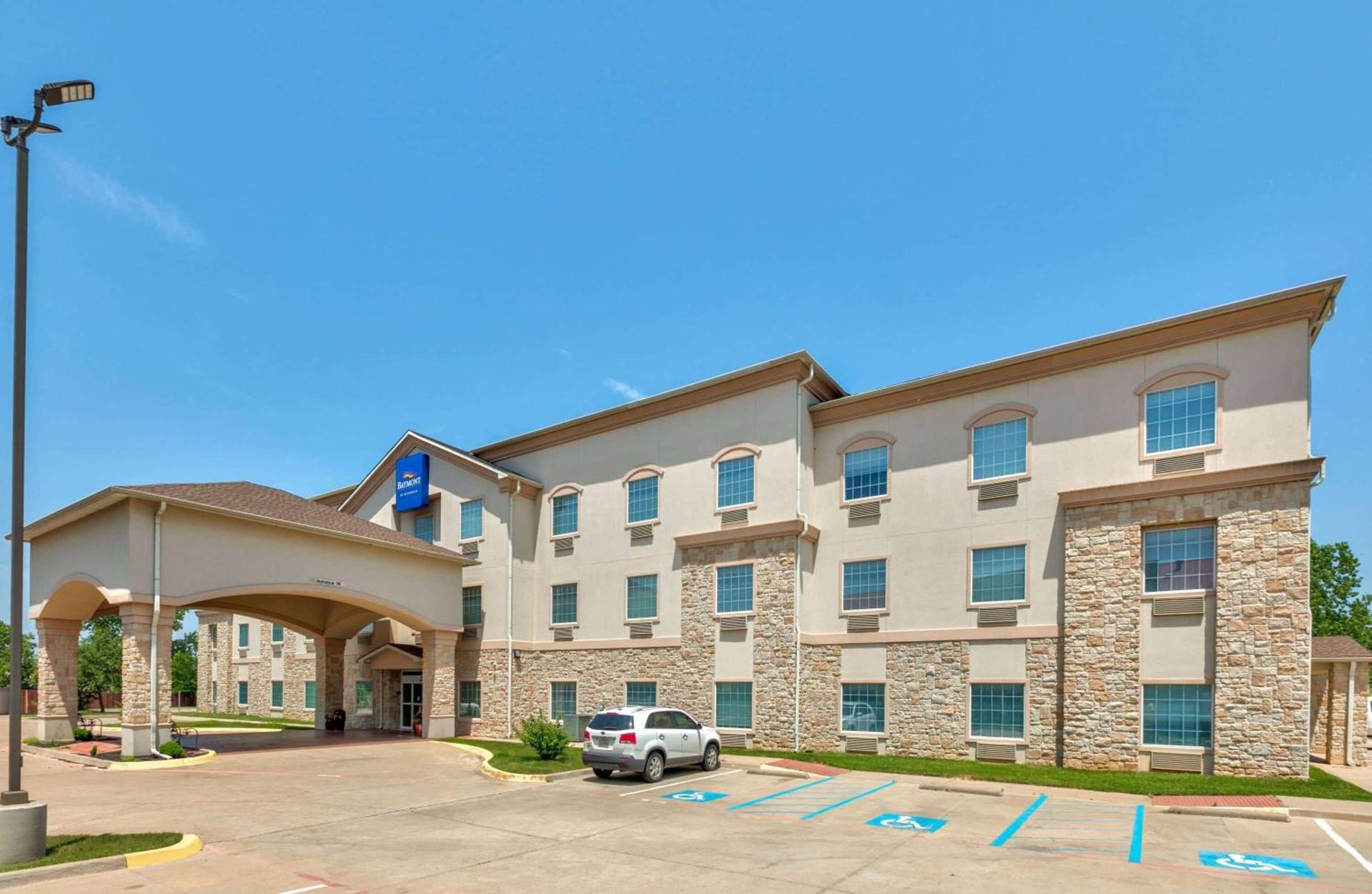 Baymont Inn & Suites by Wyndham Glen Rose — hotel in Glen Rose