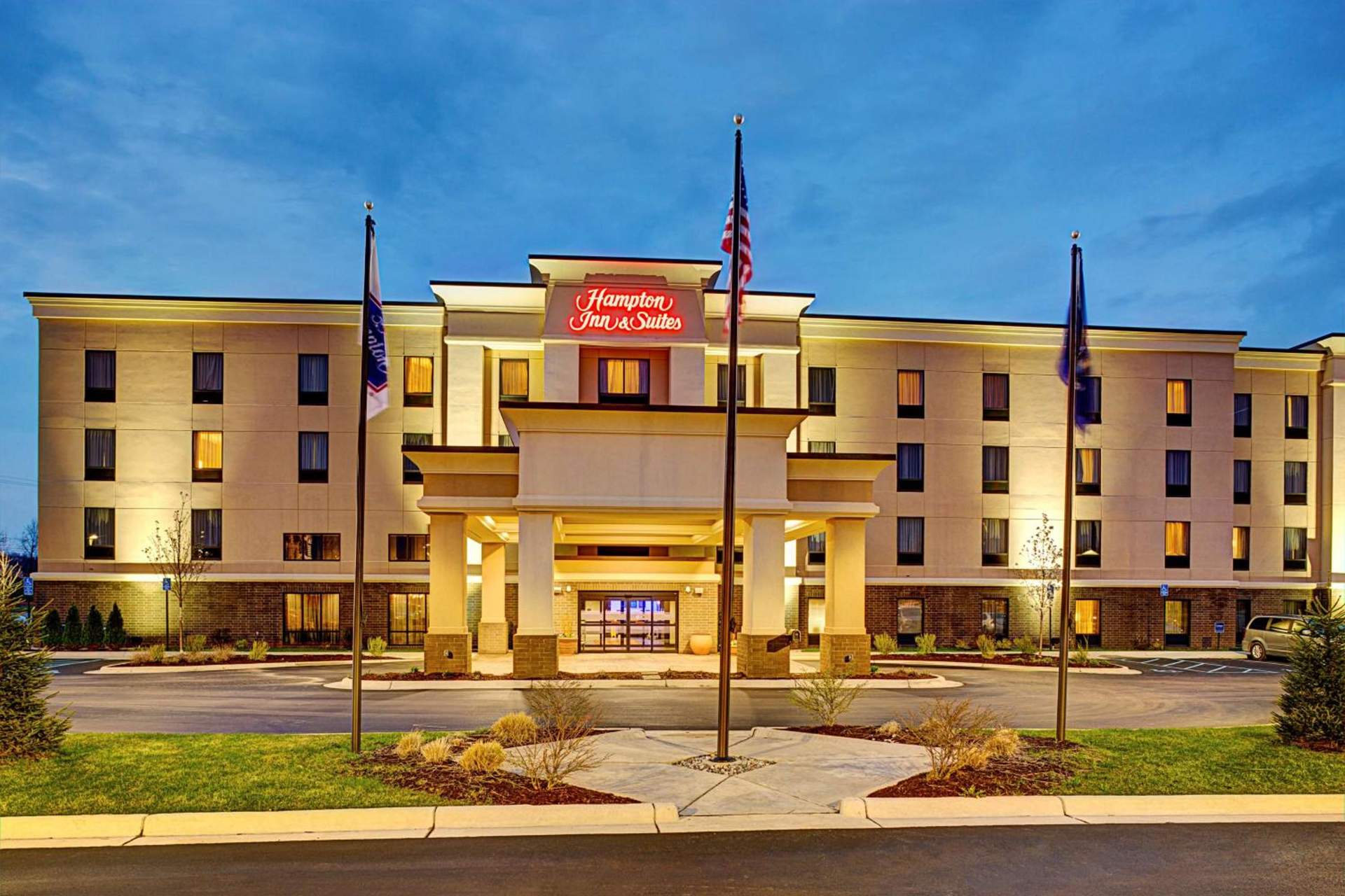 Hampton by Hilton Lansing West