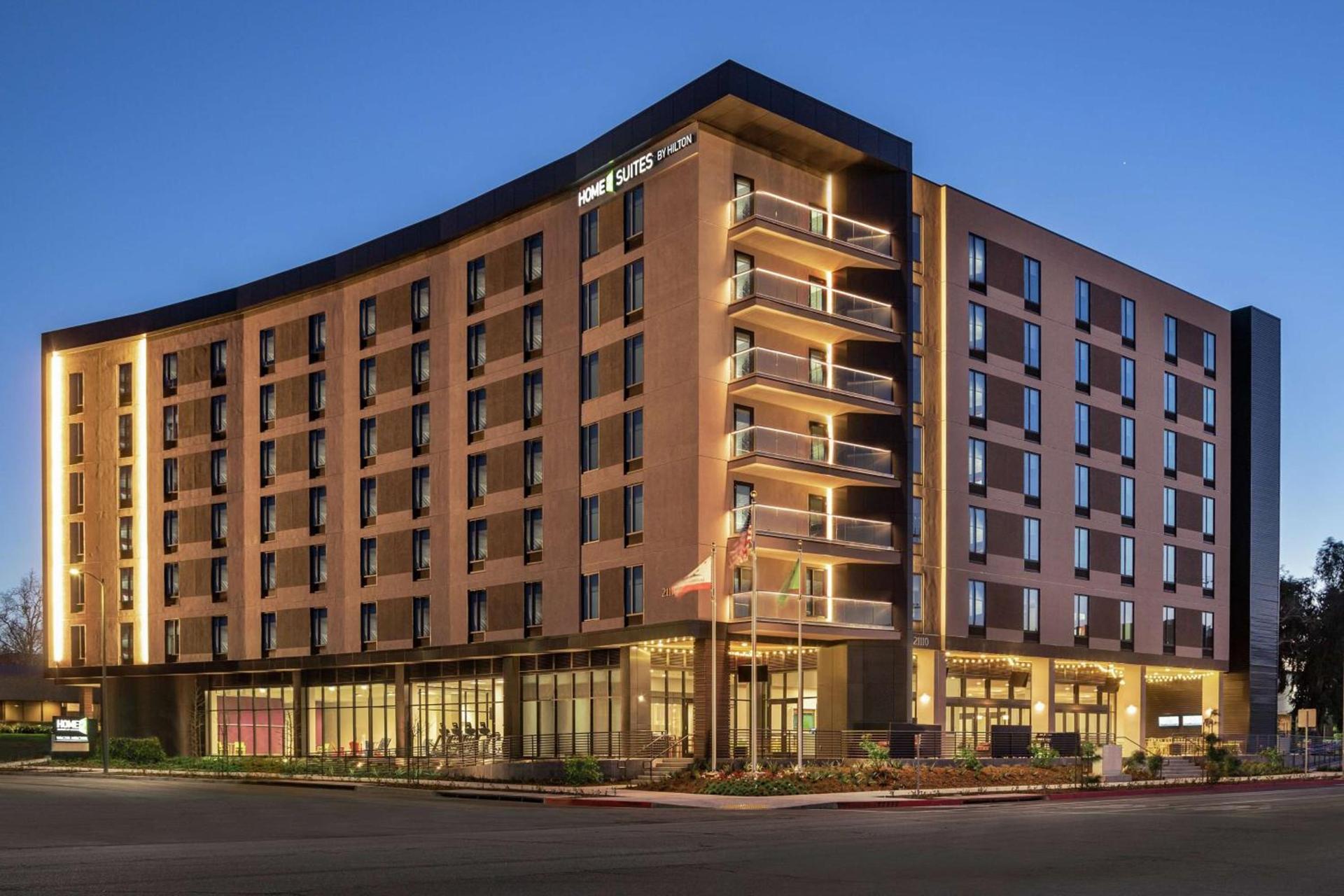 Home2 Suites By Hilton Woodland Hills Los Angeles — hotel in Woodland Hills