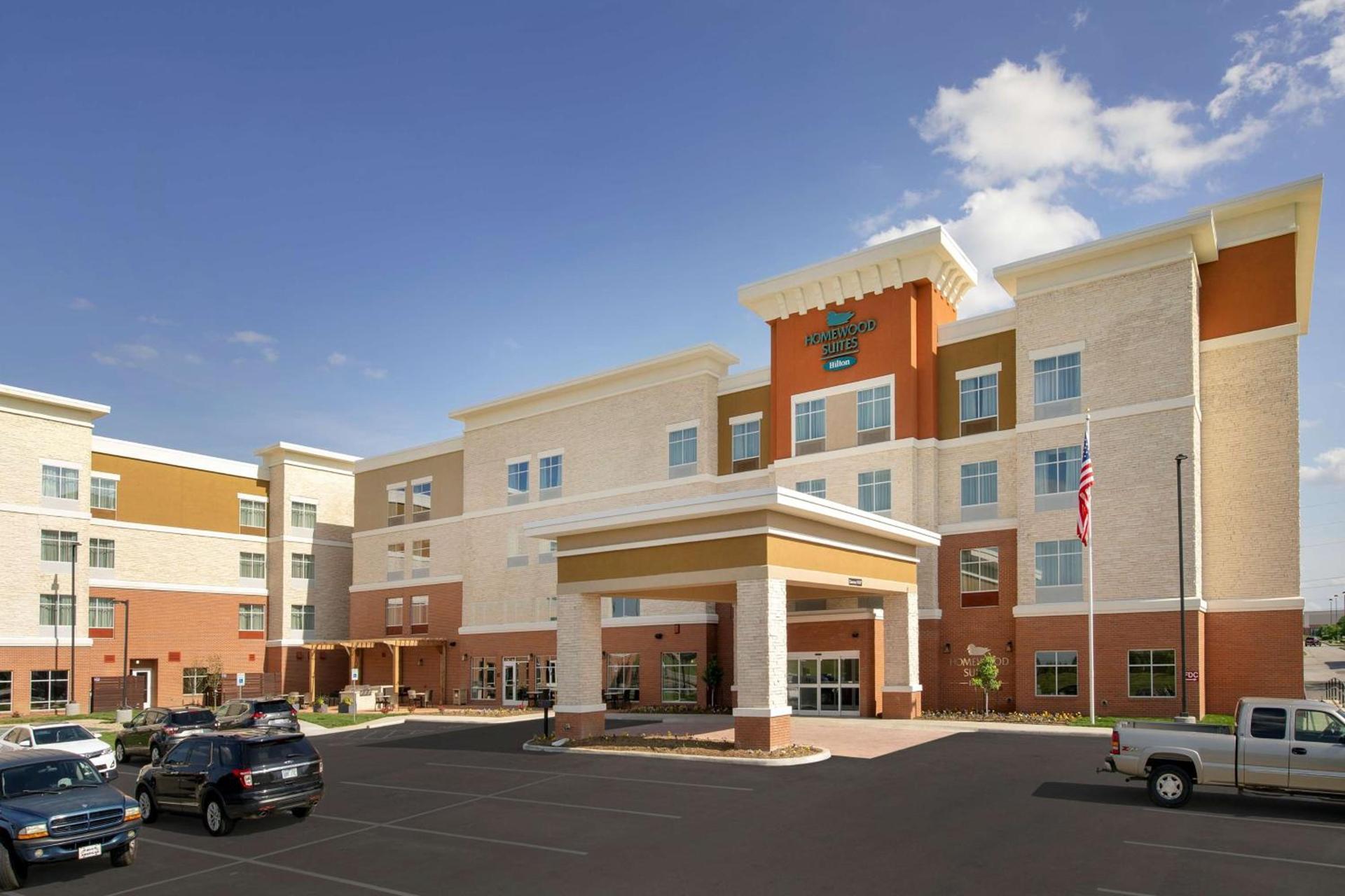Homewood Suites By Hilton Kansas City Speedway — hotel in Kansas City